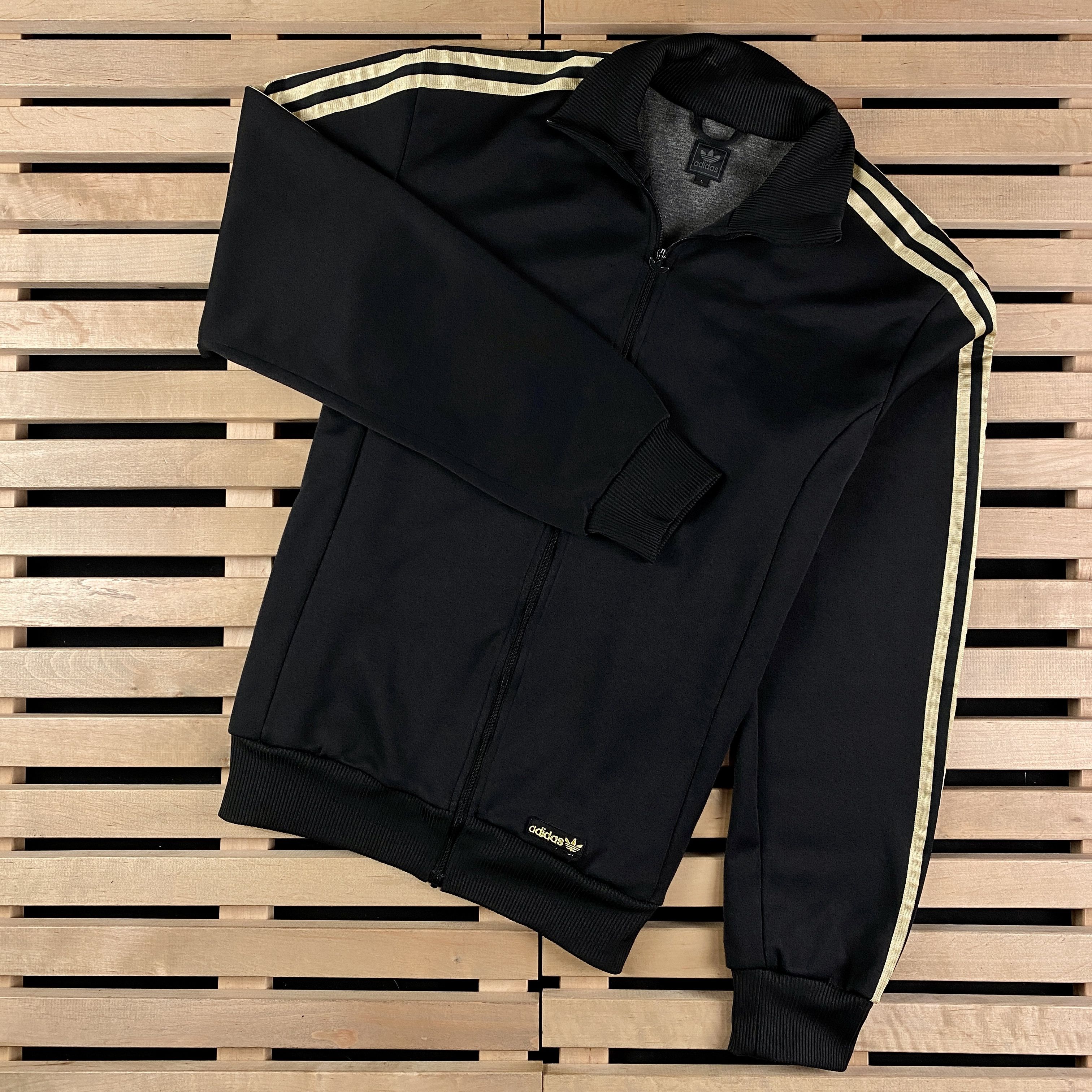 Adidas × Jeremy Scott Vintage Adidas x Jeremy Scott Flame