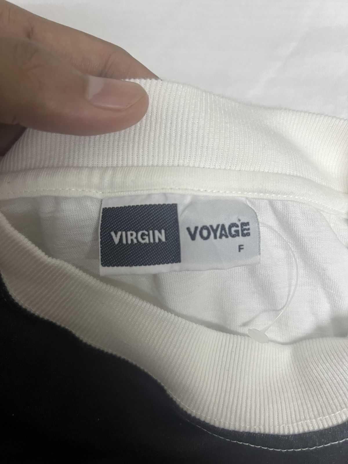 Vintage Vintage 90’s Model By Virgin Voyage Photo Tee Size US XL / EU 56 / 4 - 5 Thumbnail