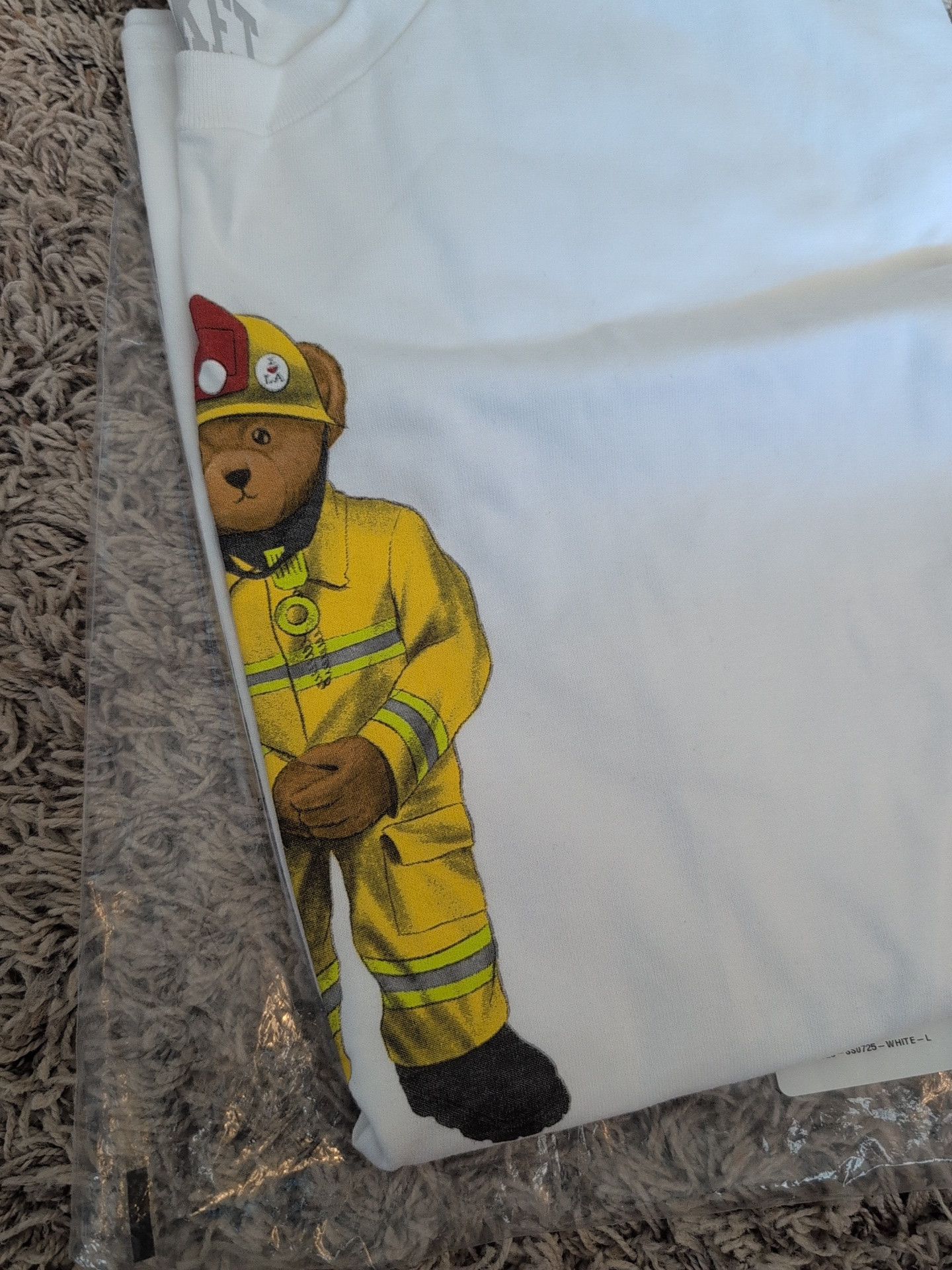 Market Market Studios Firefighter Bear Shirt Los Angeles NWT 🔥🔥🔥 Size US L / EU 52-54 / 3 - 3 Thumbnail