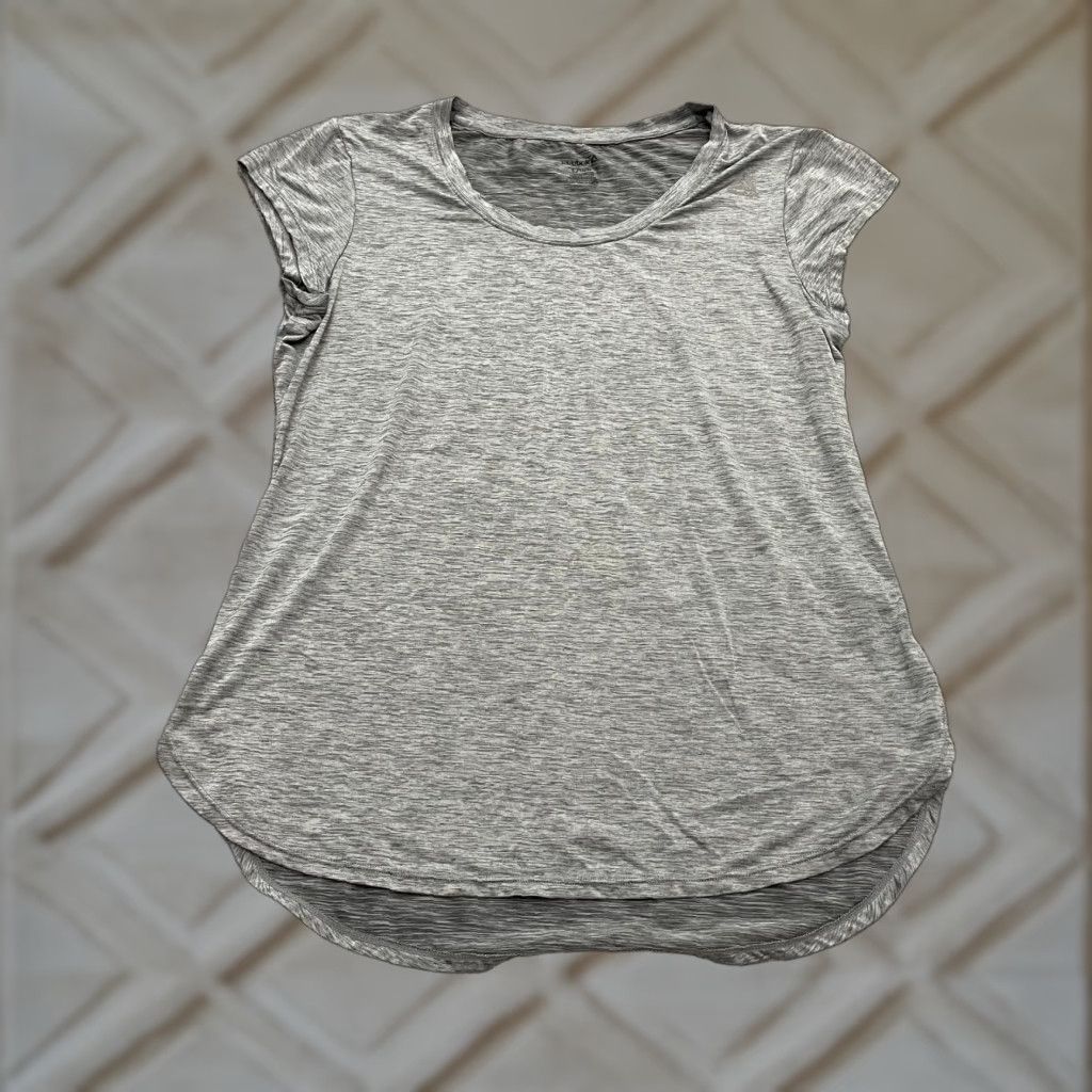Reebok Reebok Active Top Womens Large Gray Short Sleeve Round Neck Athletic Gym Yoga Size L / US 10 / IT 46 - 1 Thumbnail