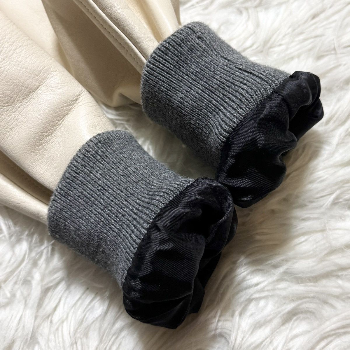 Celine Authentic, recent model, Celine Classic Teddy Jacket Size US S / EU 44-46 / 1 - 18 Thumbnail
