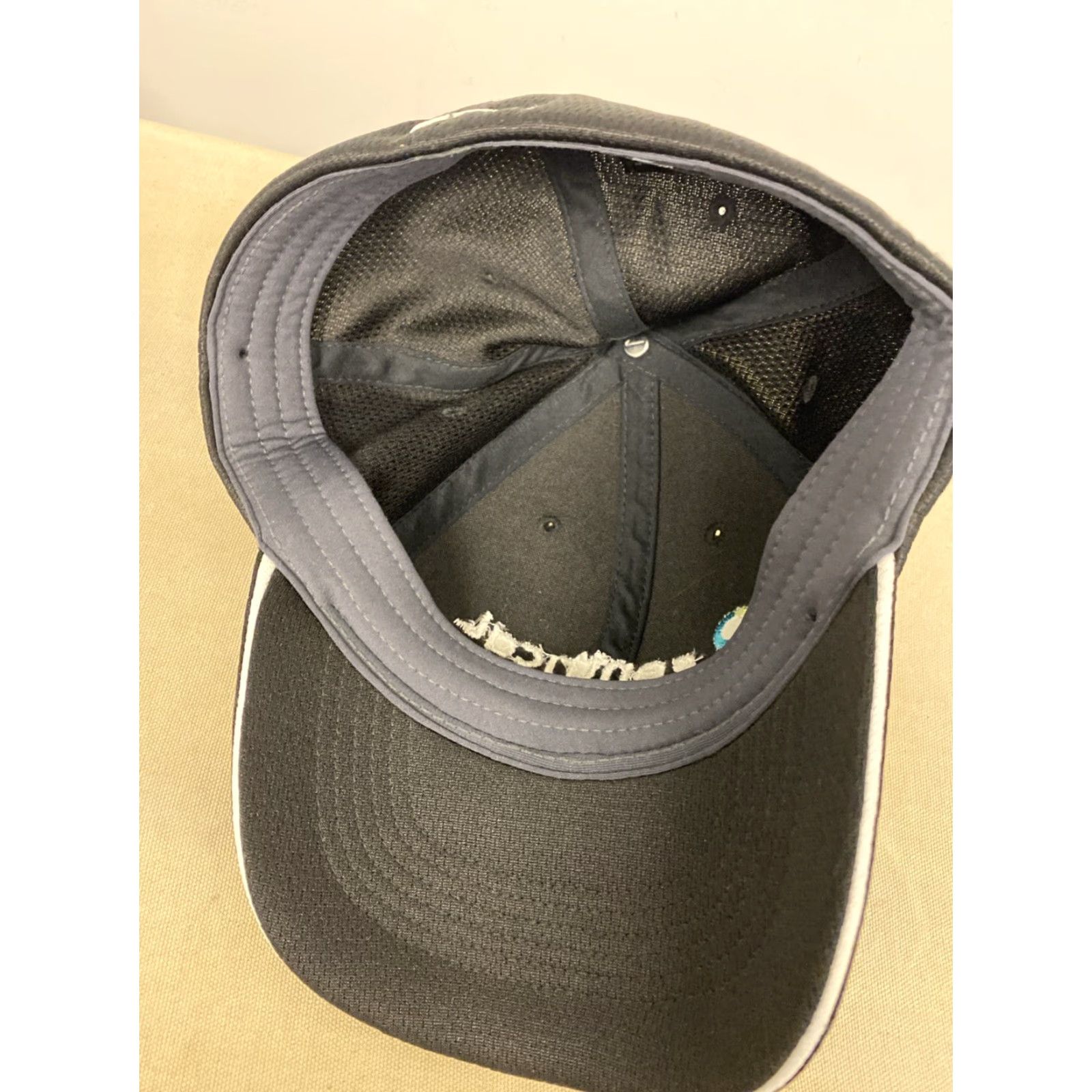 Nike Centric Cap Hat Black White Embroidered Adult S/M Fitted /571 Al Size ONE SIZE - 4 Thumbnail