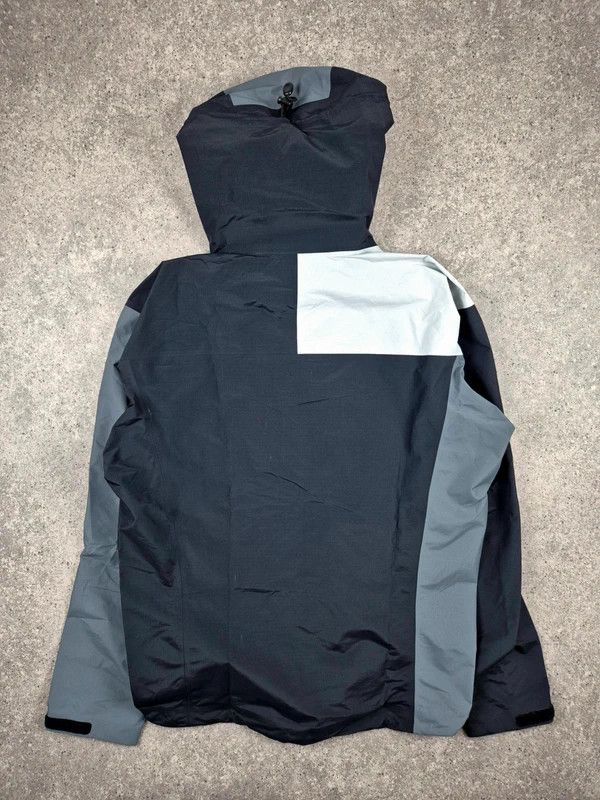 Arc'teryx Arc'teryx Mens Black Beams Patchwork Beta SL Raincoat Size S Size US S / EU 44-46 / 1 - 2 Thumbnail