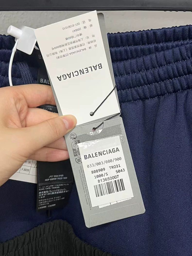 Balenciaga Balenciaga Black and blue paneled sweatpants Size US 26 / EU 42 - 5 Thumbnail