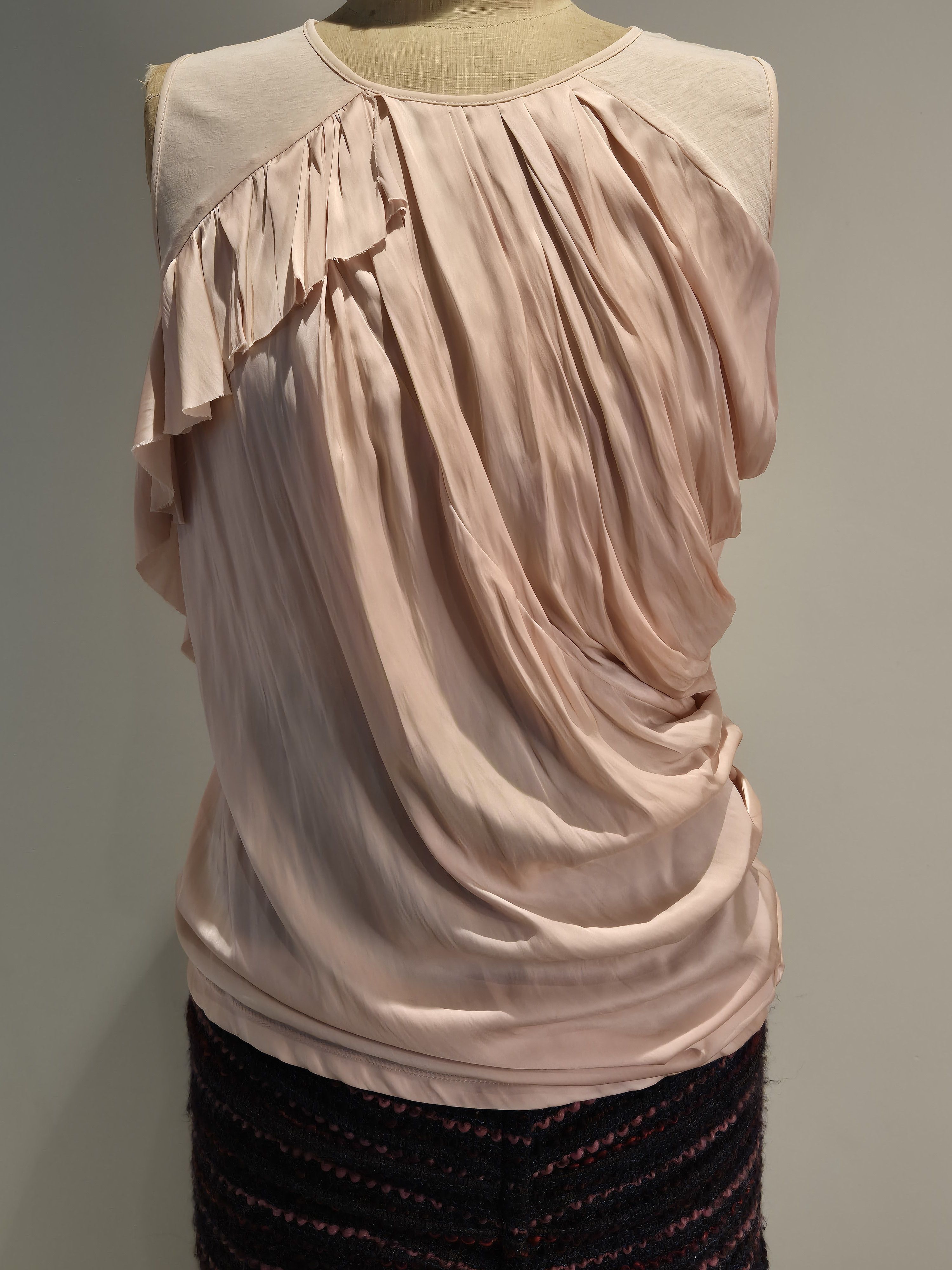 Nina Ricci Nina Ricci pink sleeveless ruched top Size S / US 4 / IT 40 - 1 Thumbnail