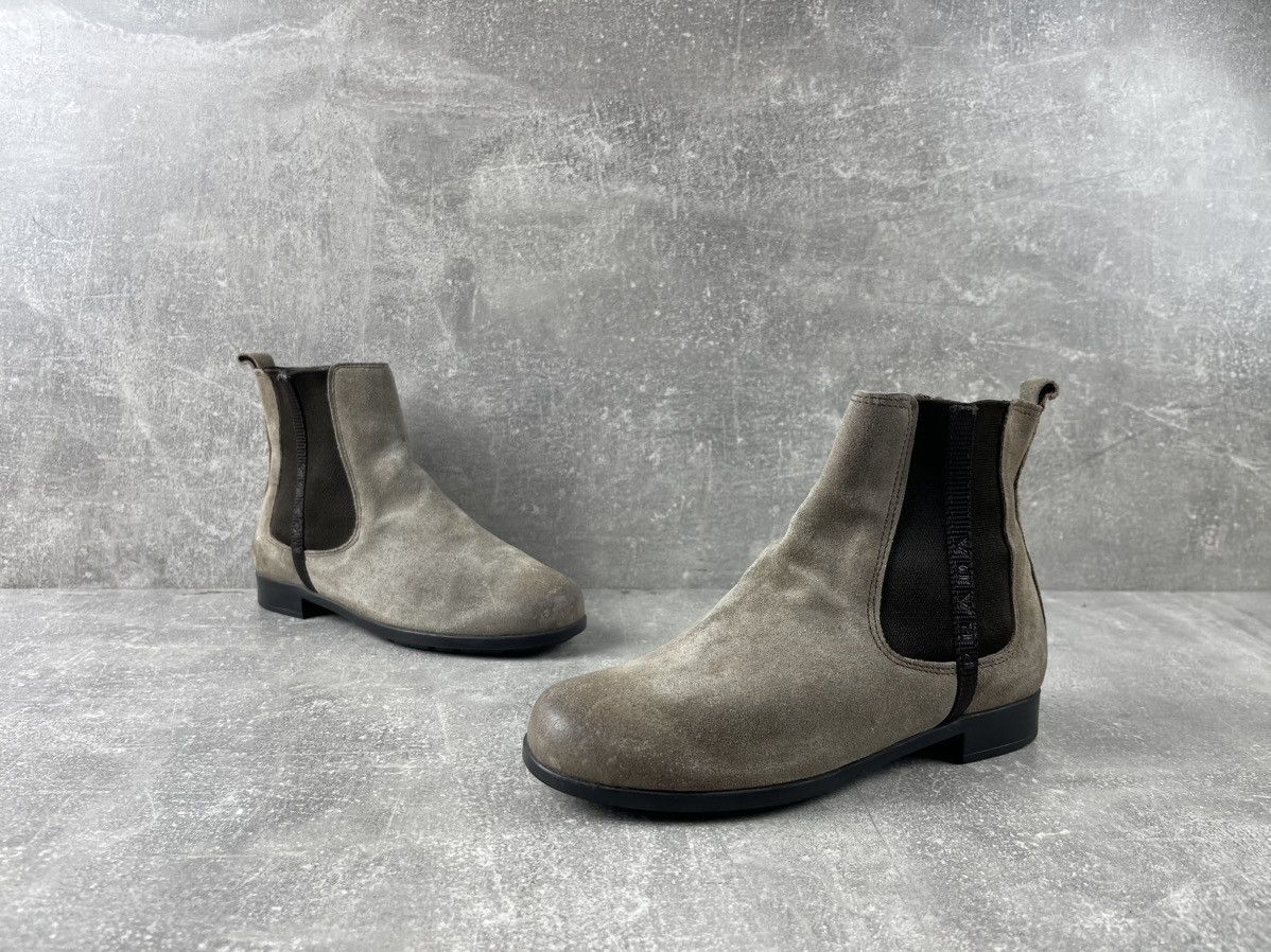 Prada Prada Suede Beige Zip Chelsea Boots Kids Shoes Size 33 Size US 4 / IT 34 - 4 Thumbnail