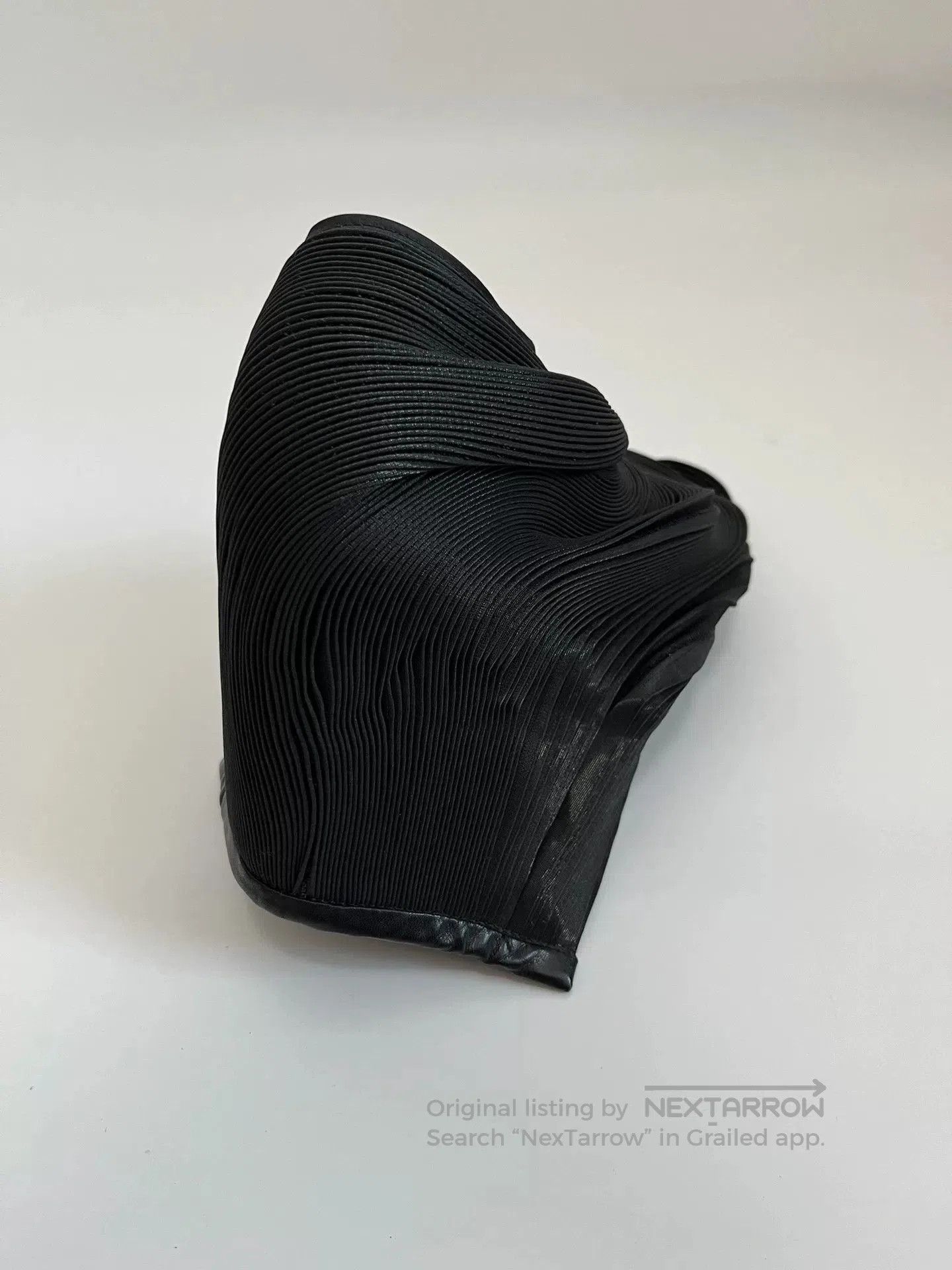 Issey Miyake Issey Miyake 3D Shaped Hat Black. Size ONE SIZE - 8 Thumbnail