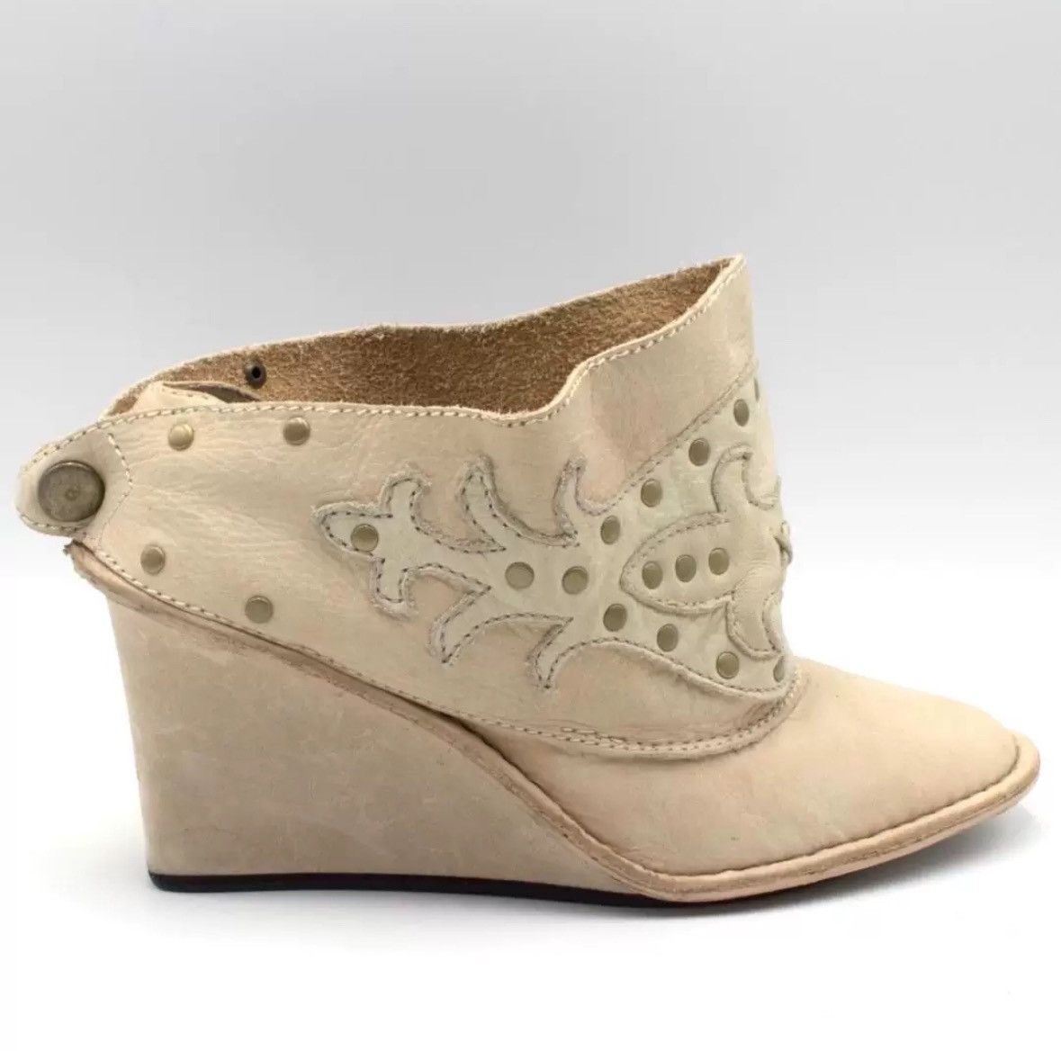 Diesel diesel y2k studded cowboy wedge leather boots in cream Size US 5 / IT 35 - 8 Thumbnail