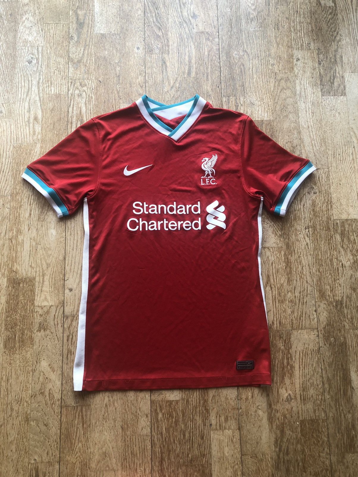 Nike NIKE LIVERPOOL FC VINTAGE FOOTBALL SOCCER ENGLAND JERSEY Size US S / EU 44-46 / 1 - 1 Thumbnail