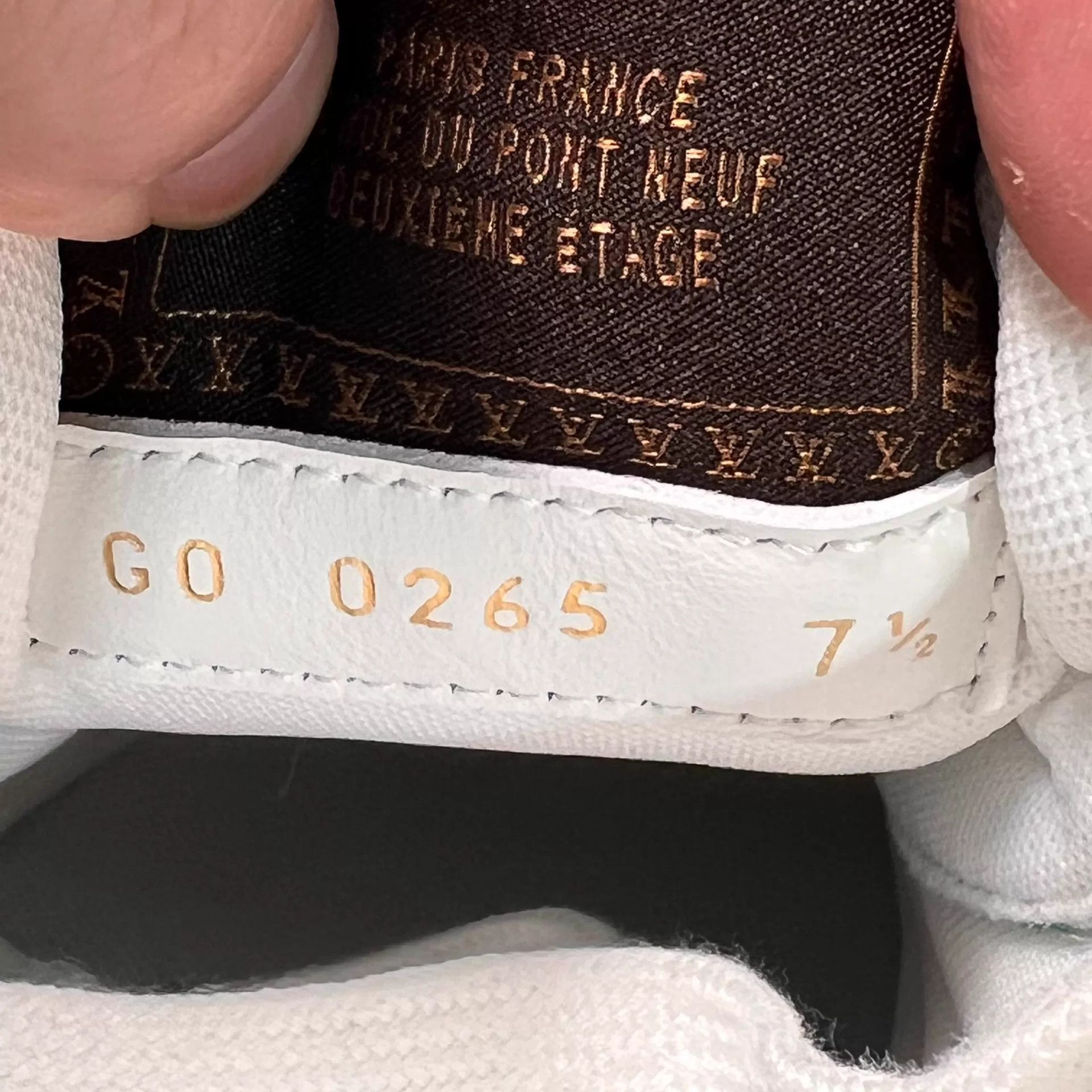 Louis Vuitton LV x Nigo Buttersoft Gump Tiff Blue WB Logo UK7.5/41.5 BNIB Size US 8.5 / EU 41-42 - 7 Thumbnail