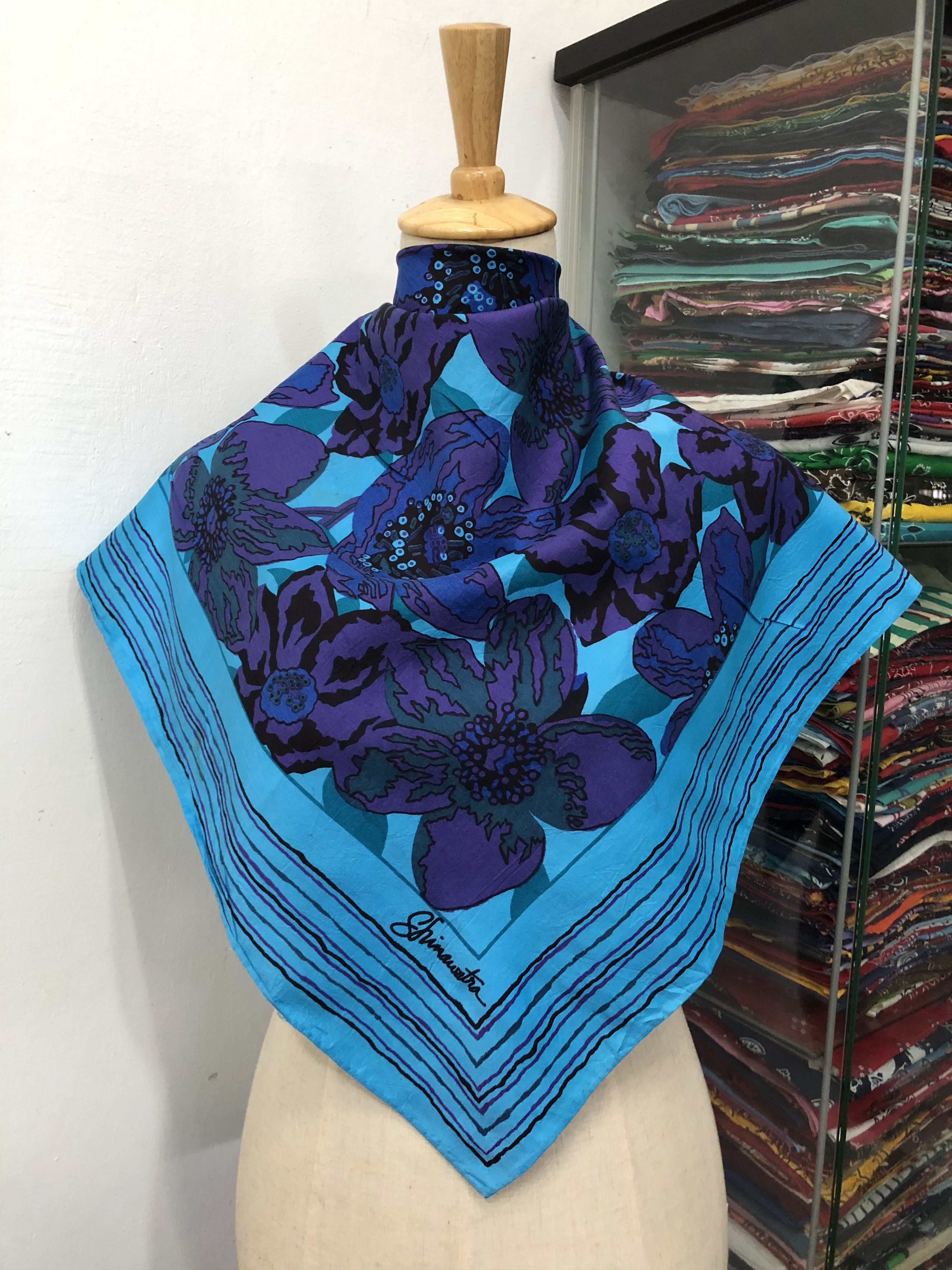 Vintage Vintage Silk Scarf Size ONE SIZE - 1 Thumbnail