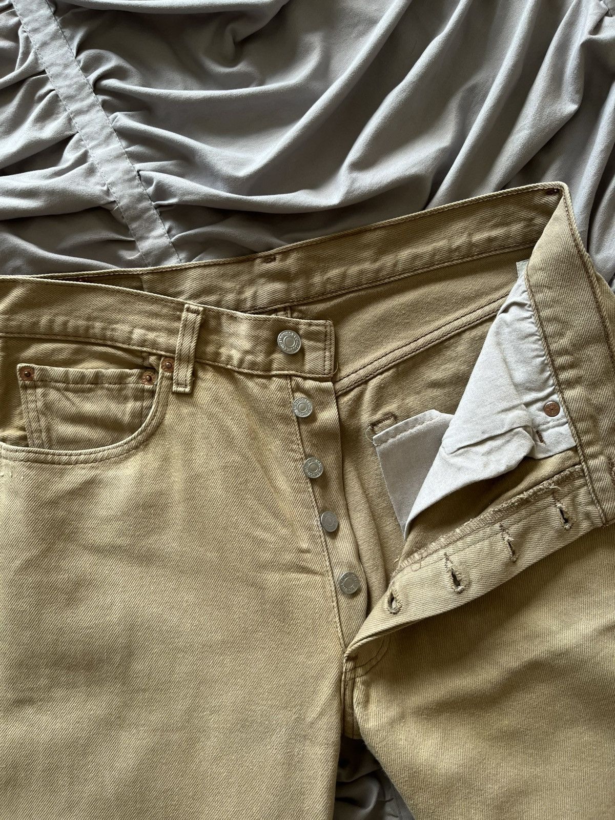 Levi's Vintage Clothing Levi’s 501 Vintage Khaki Denim Rare Faded Jeans Archive Size US 32 / EU 48 - 10 Thumbnail
