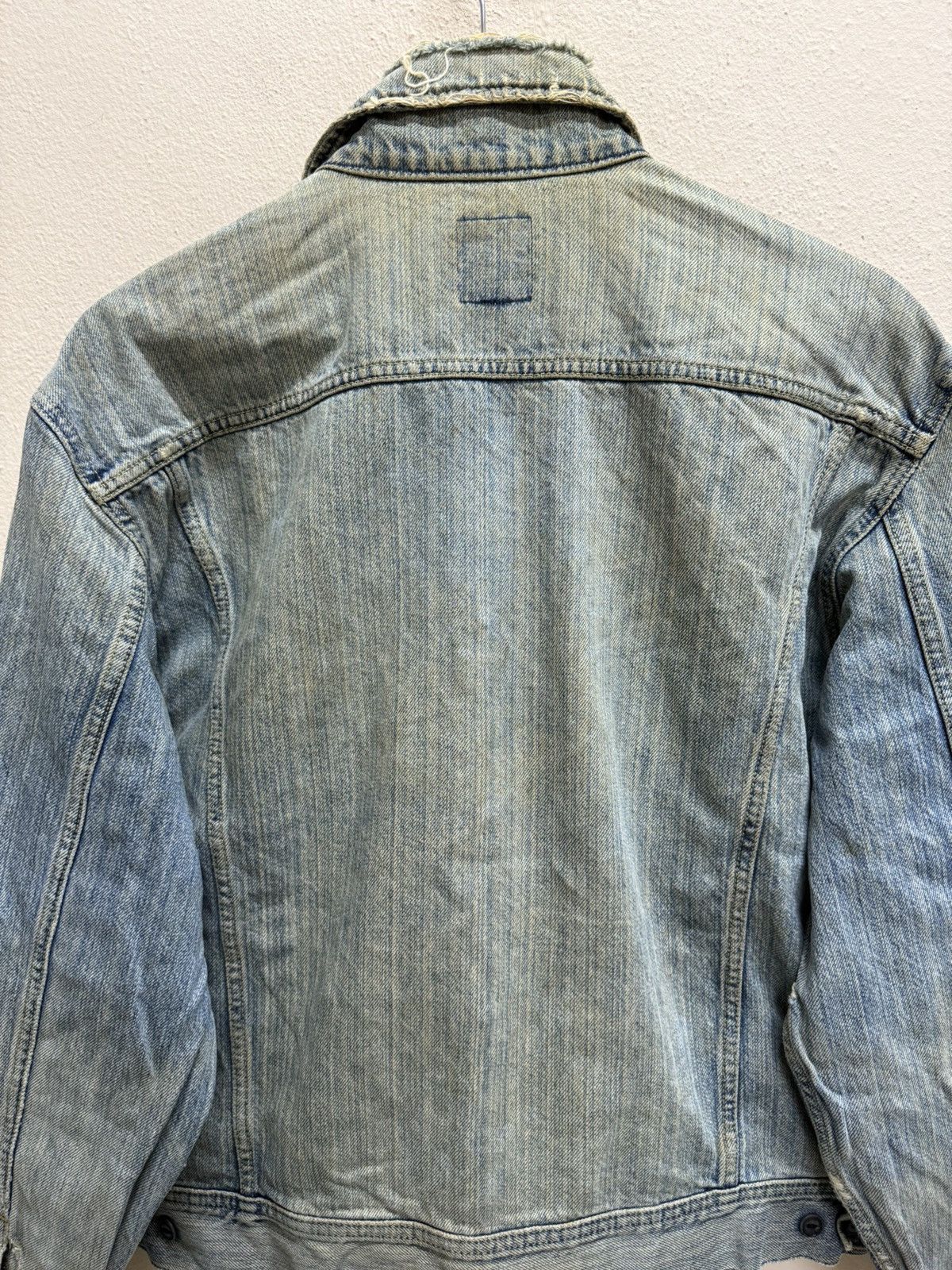Lee Vintage 90s Lee Rider Distressed Denim Trucker Jacket Size US M / EU 48-50 / 2 - 23 Thumbnail