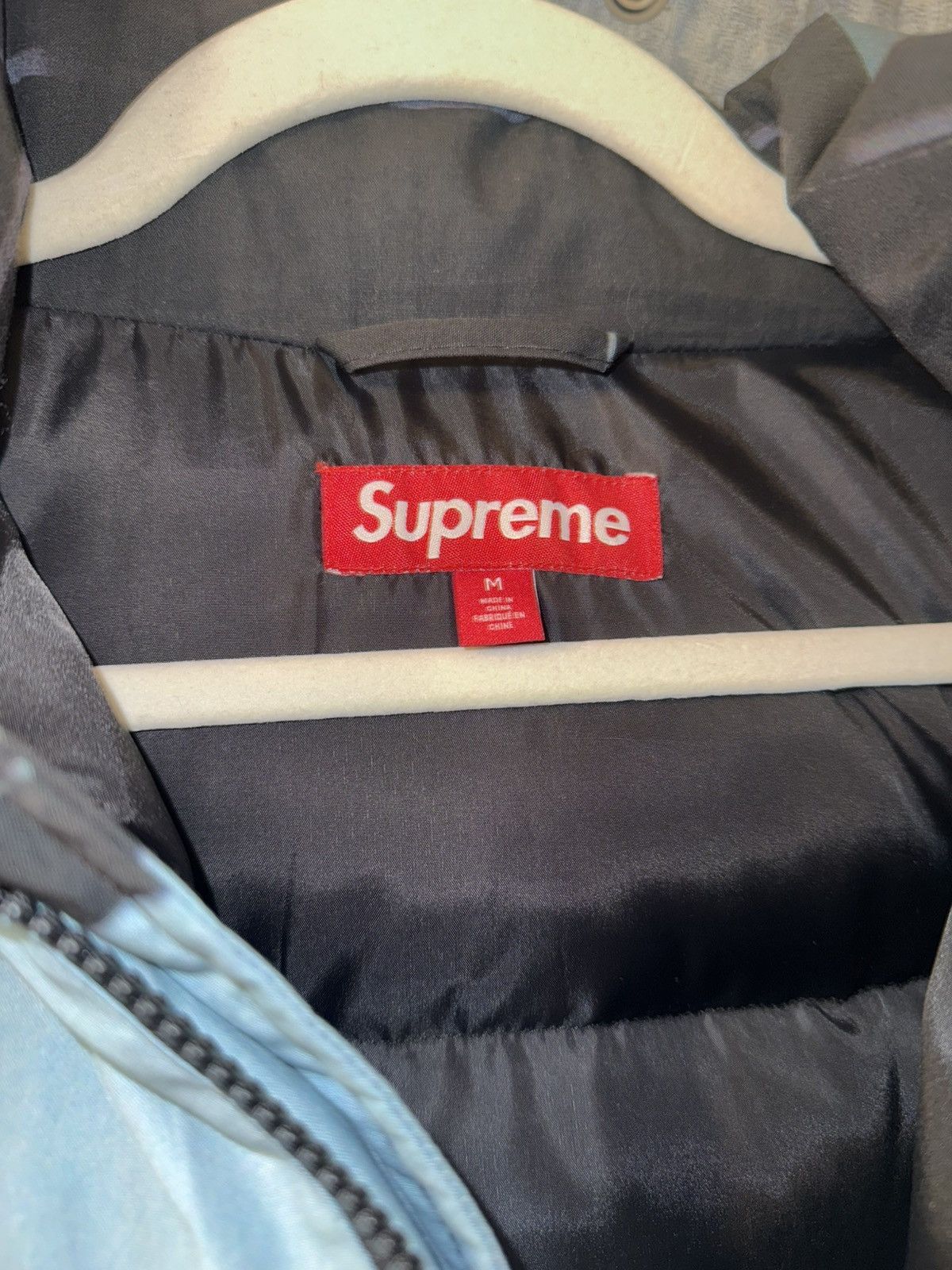 Supreme Damien Hirst Down Puffer Jacket Size US M / EU 48-50 / 2 - 5 Thumbnail