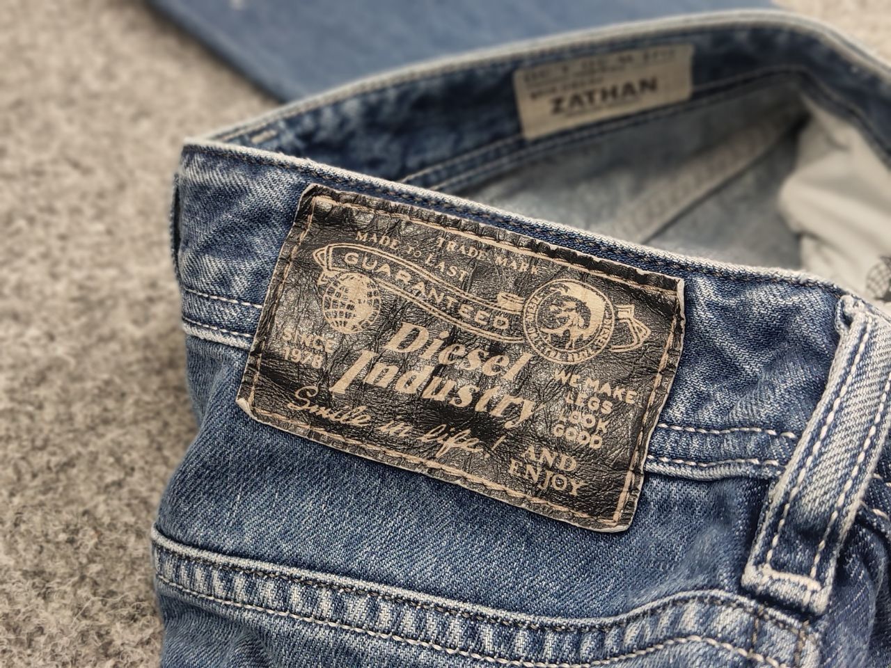If Six Was Nine × Le Grande Bleu (L.G.B.) × Vintage Vintage Diesel If Six Was Nine style Distressed Flared Jeans Size US 30 / EU 46 - 17 Thumbnail