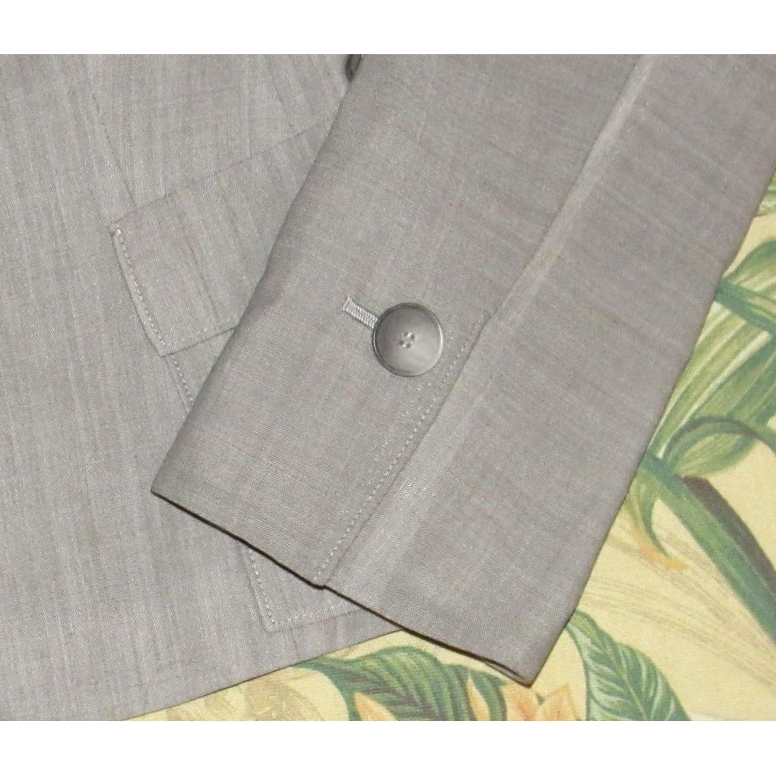 Akris VINTAGE AKRIS PUNTO Wool Sharkskin Gray Blazer Jacket US 8 Size M / US 6-8 / IT 42-44 - 3 Thumbnail