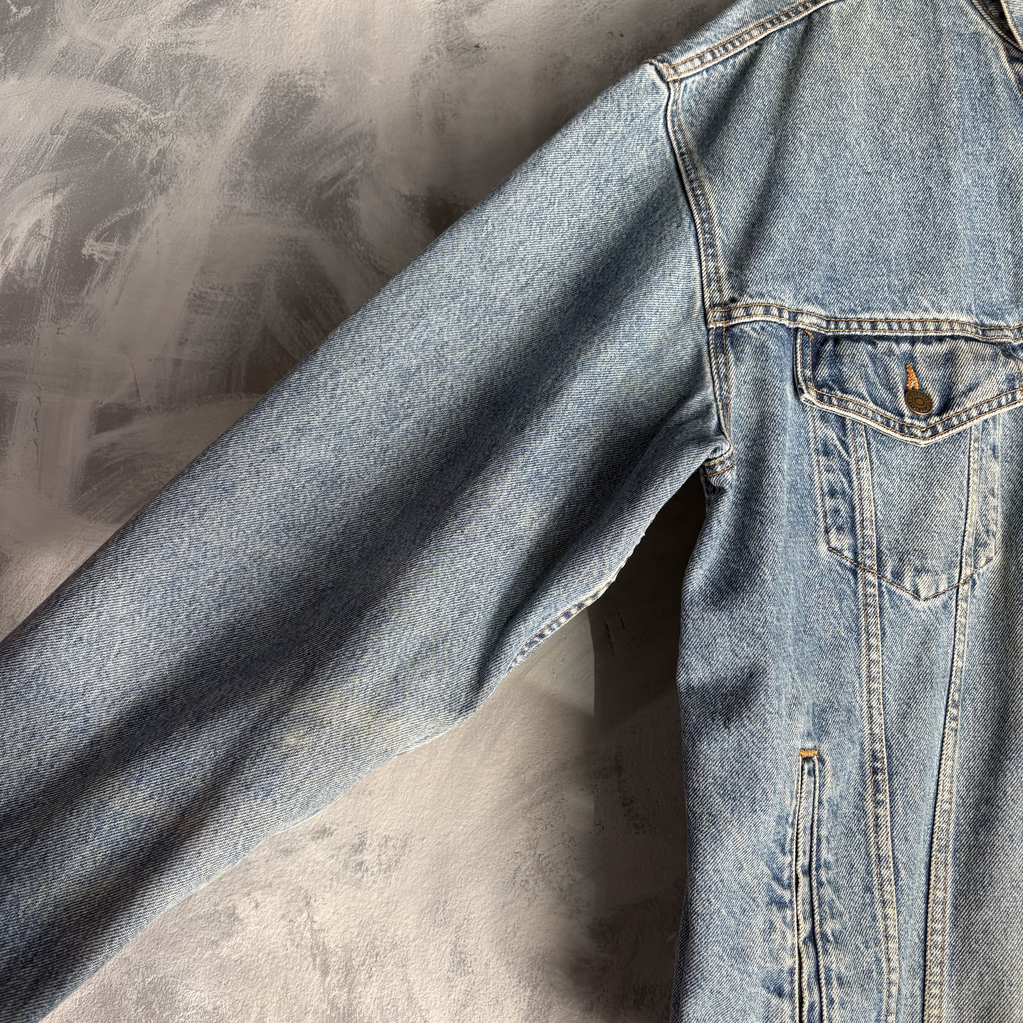 Levi's Vintage Levi's Denim Jacket Men's Size XL Faded Blue Size US XL / EU 56 / 4 - 3 Thumbnail