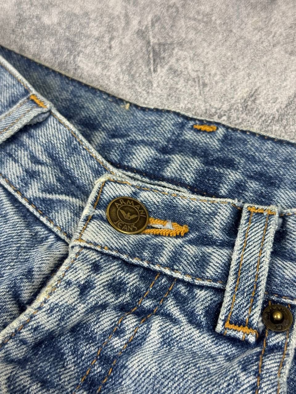 Armani Vintage 90's Armani Jeans Metal Logo Blue Denim Comfort fit Size US 29 - 8 Thumbnail