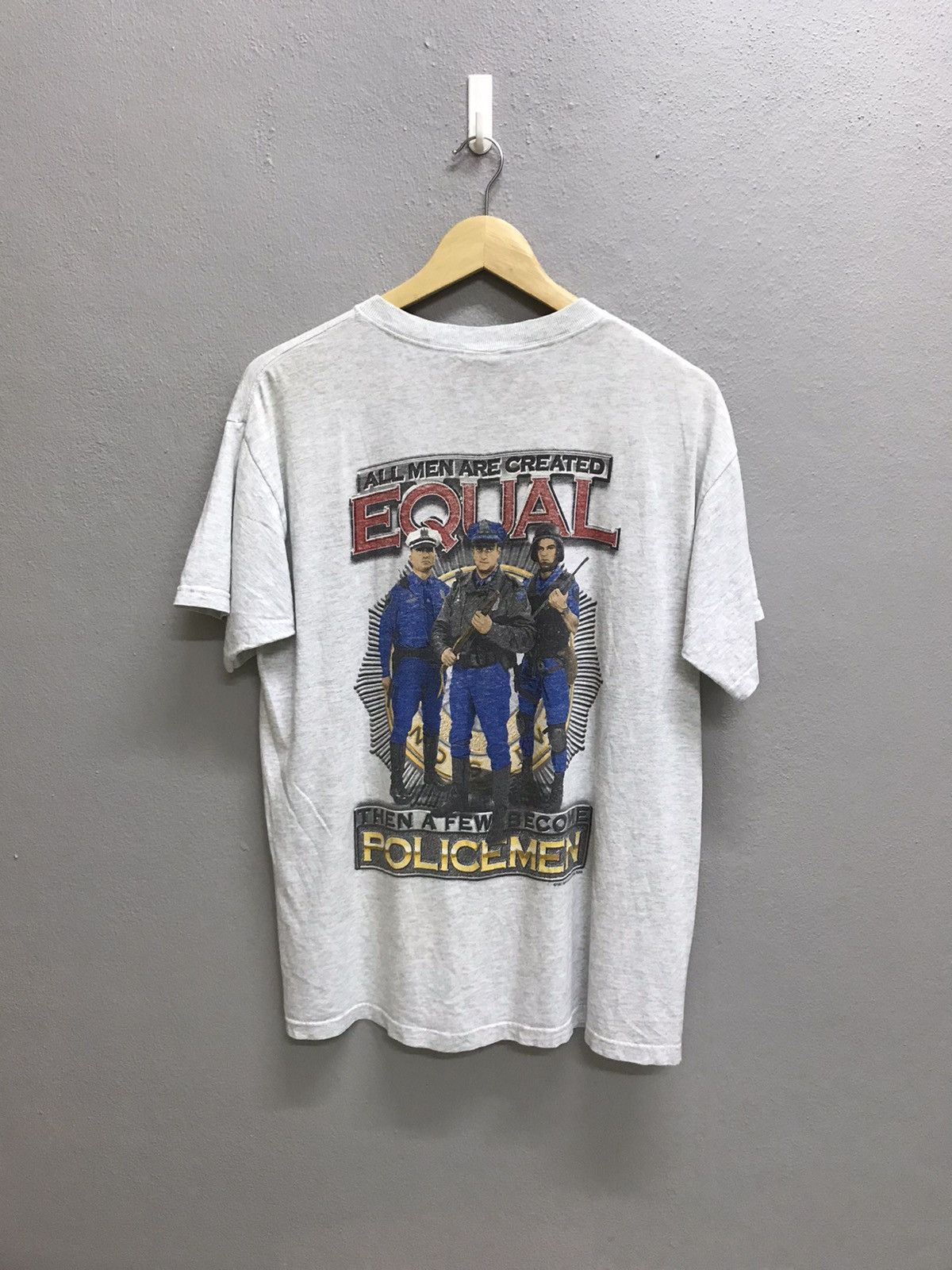 Fruit Of The Loom VINTAGE 90s CAPITAL CONCEPTS TSHIRT Size US L / EU 52-54 / 3 - 3 Thumbnail
