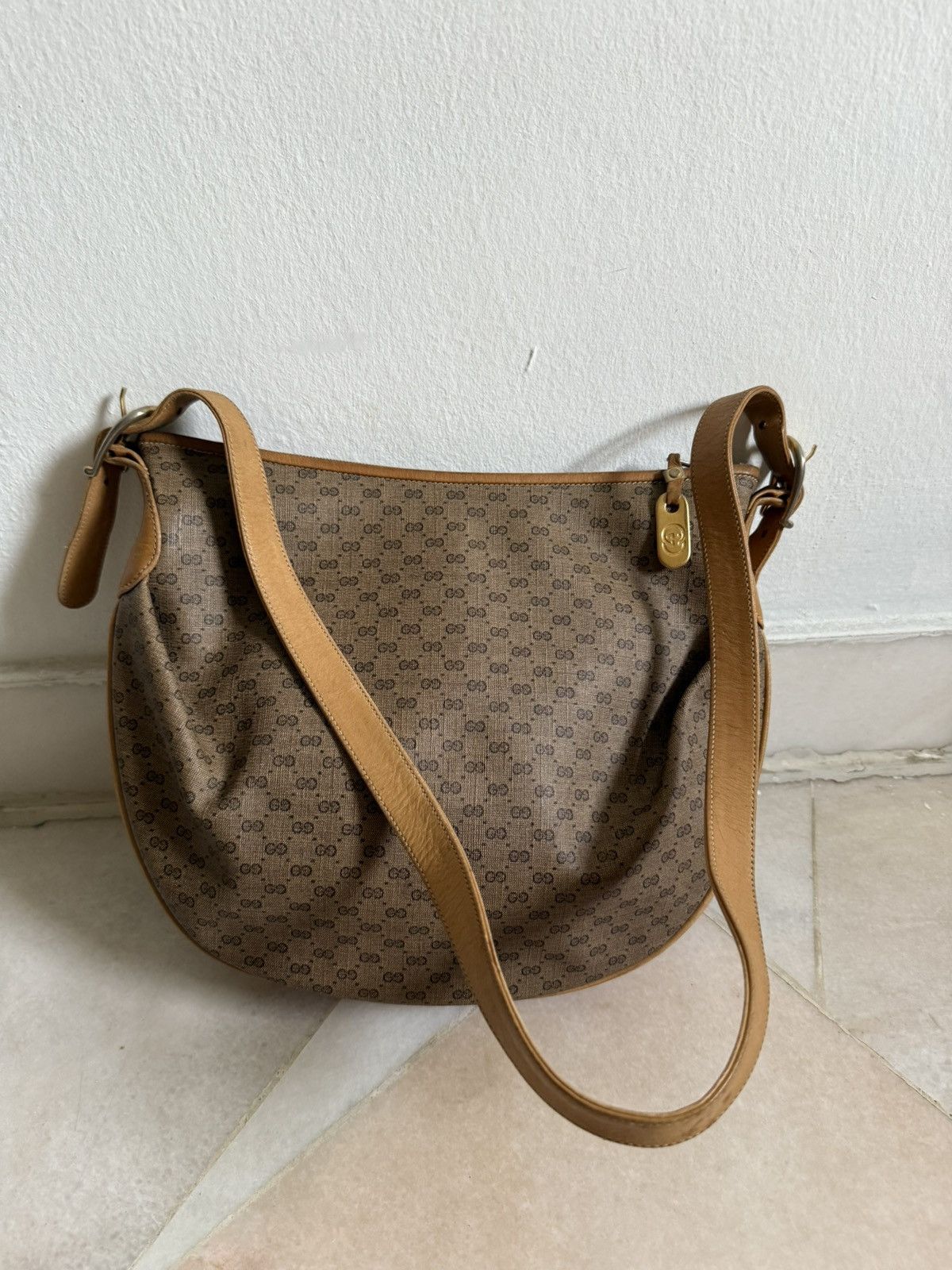 Gucci Vintage 90s Gucci Micro GG Supreme shoulder bag in beige PVC Size ONE SIZE - 8 Thumbnail