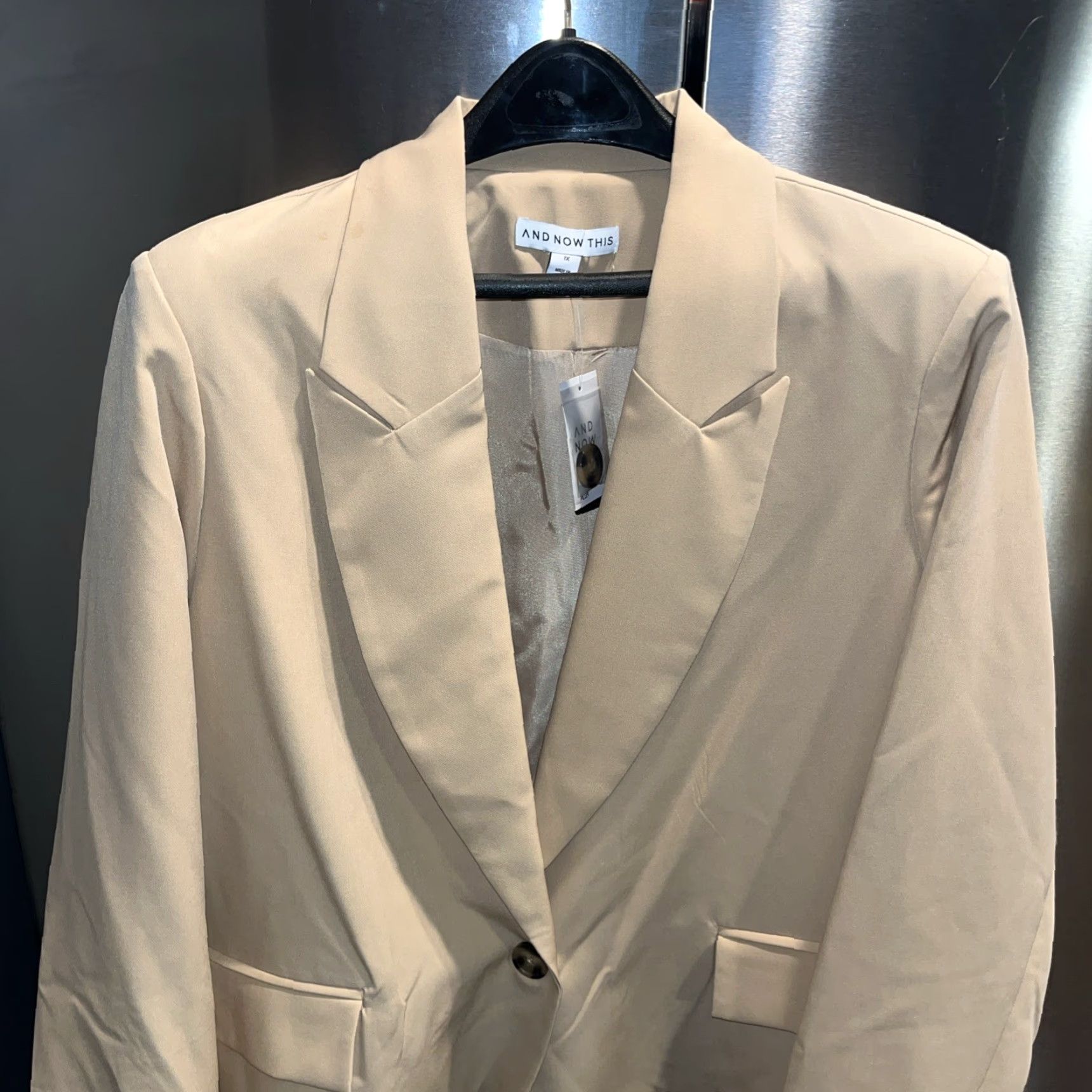 Vintage VINTAGE And Now This Tan BLAZER Womens 1XL One Button Lined Career Office Polyester Light Weight Jacket Size XL / US 12-14 / IT 48-50 - 4 Thumbnail