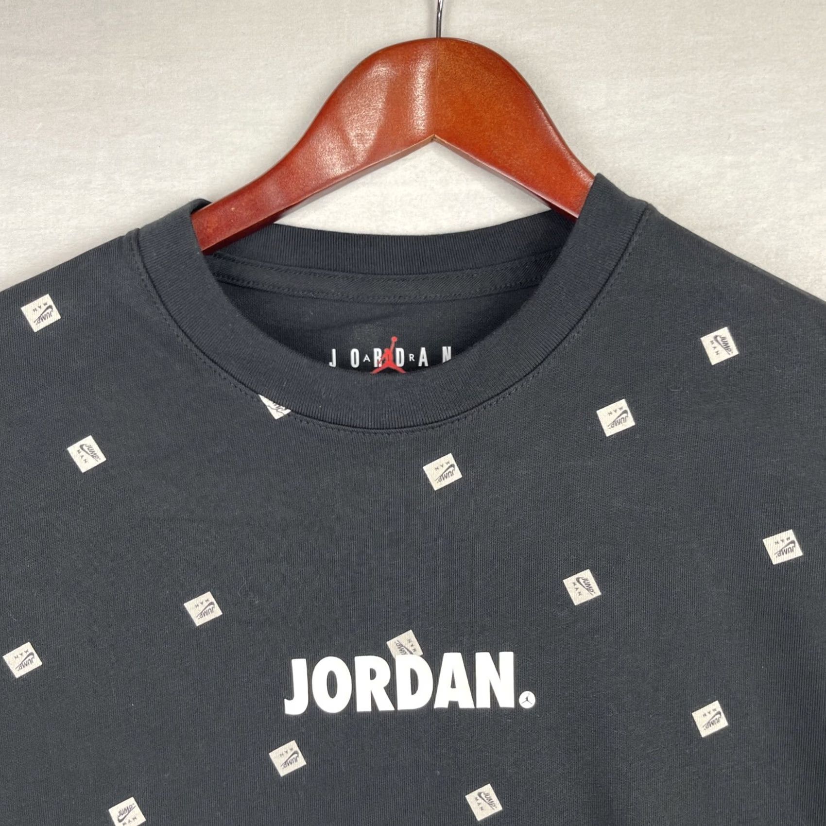 Jordan Brand Jordan Shirt Mens Medium Black Jumpman Short Sleeve Nike T-Shirt Size US M / EU 48-50 / 2 - 4 Thumbnail