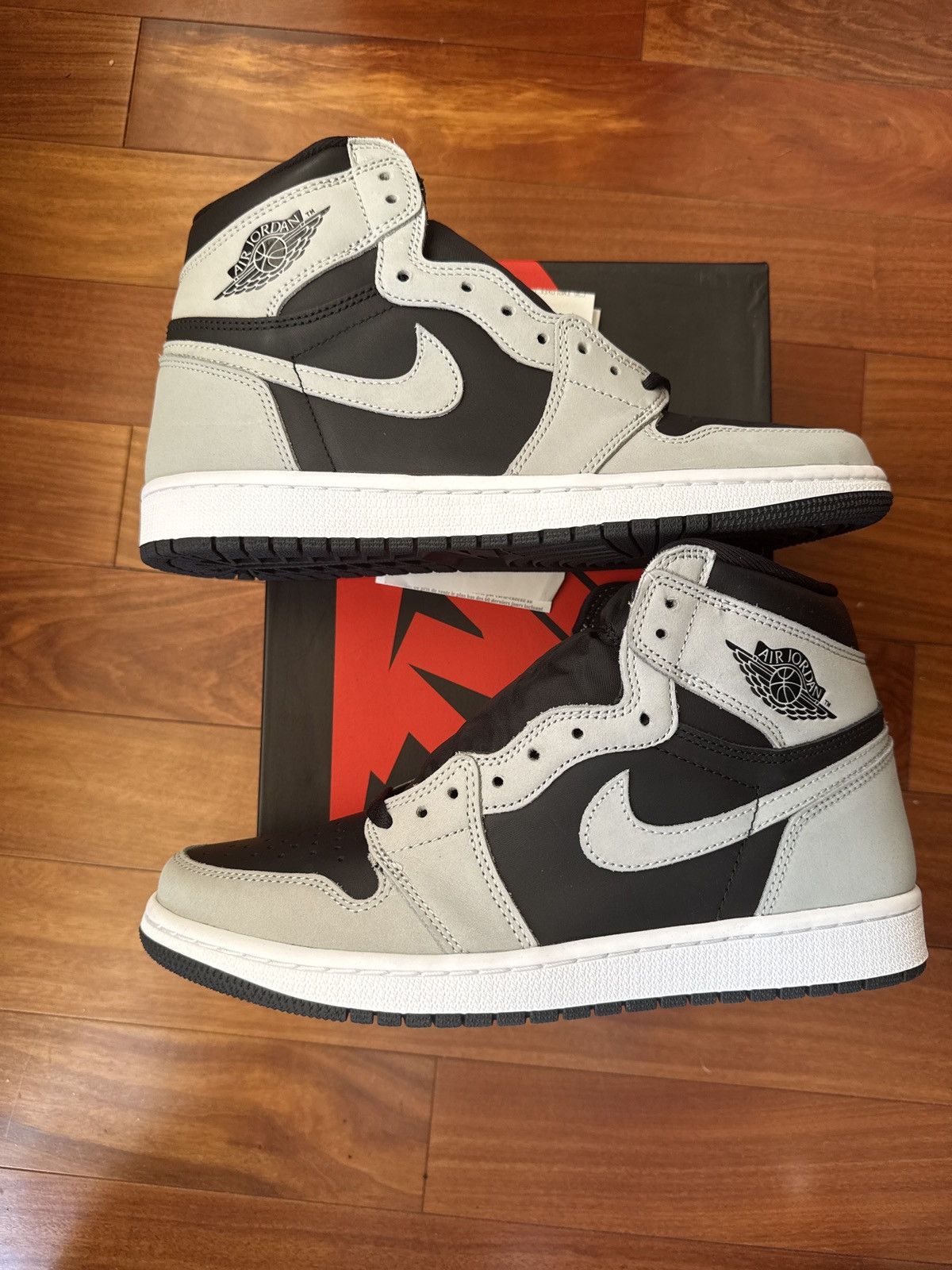 Jordan Brand Jordan 1 Reverse Shadow Size US 9.5 / EU 42-43 - 3 Thumbnail