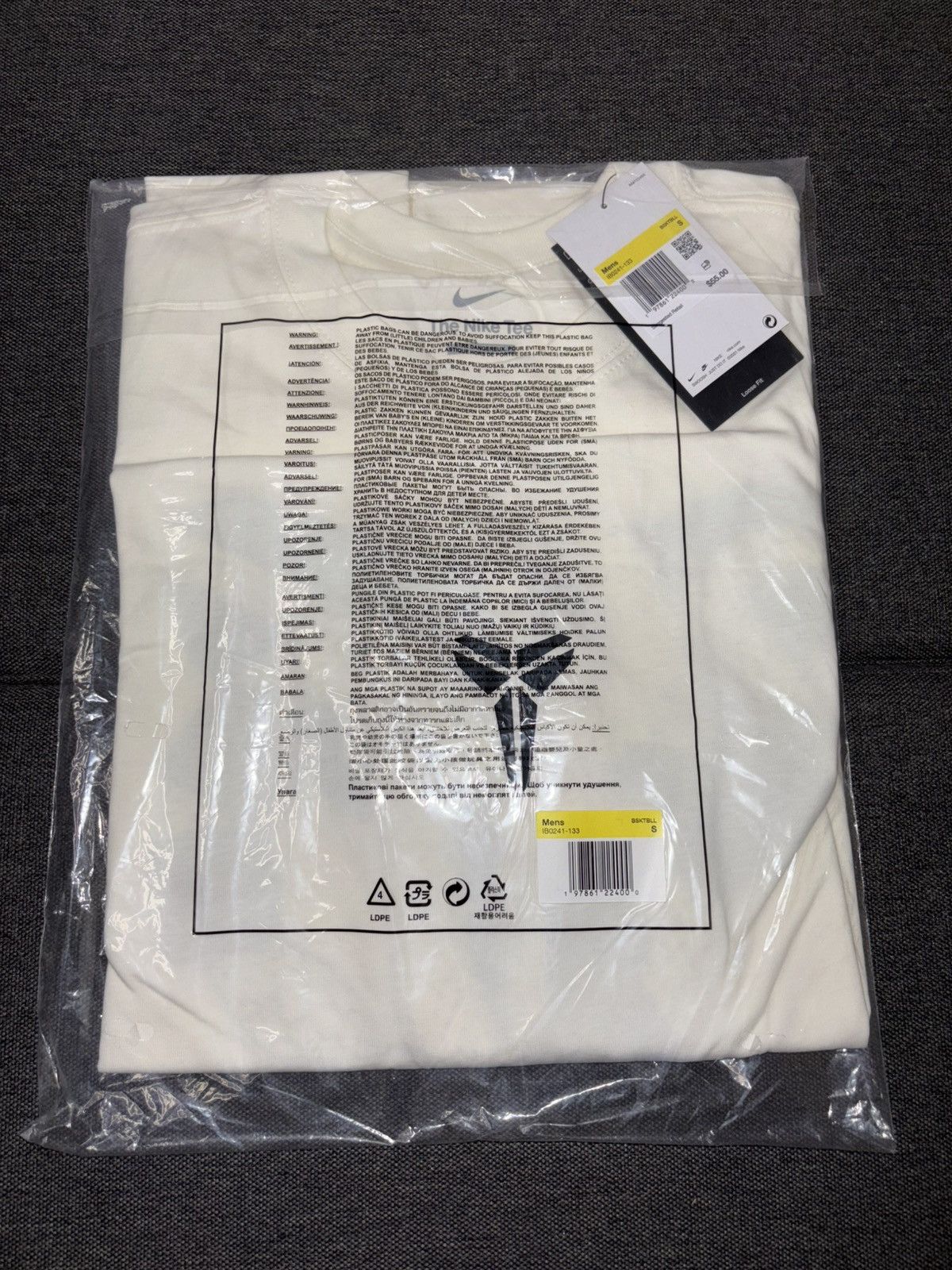 Nike Nike Max90 Kobe Year of the Mamba Long-Sleeve Tee IB0241-133 Size US S / EU 44-46 / 1 - 2 Thumbnail