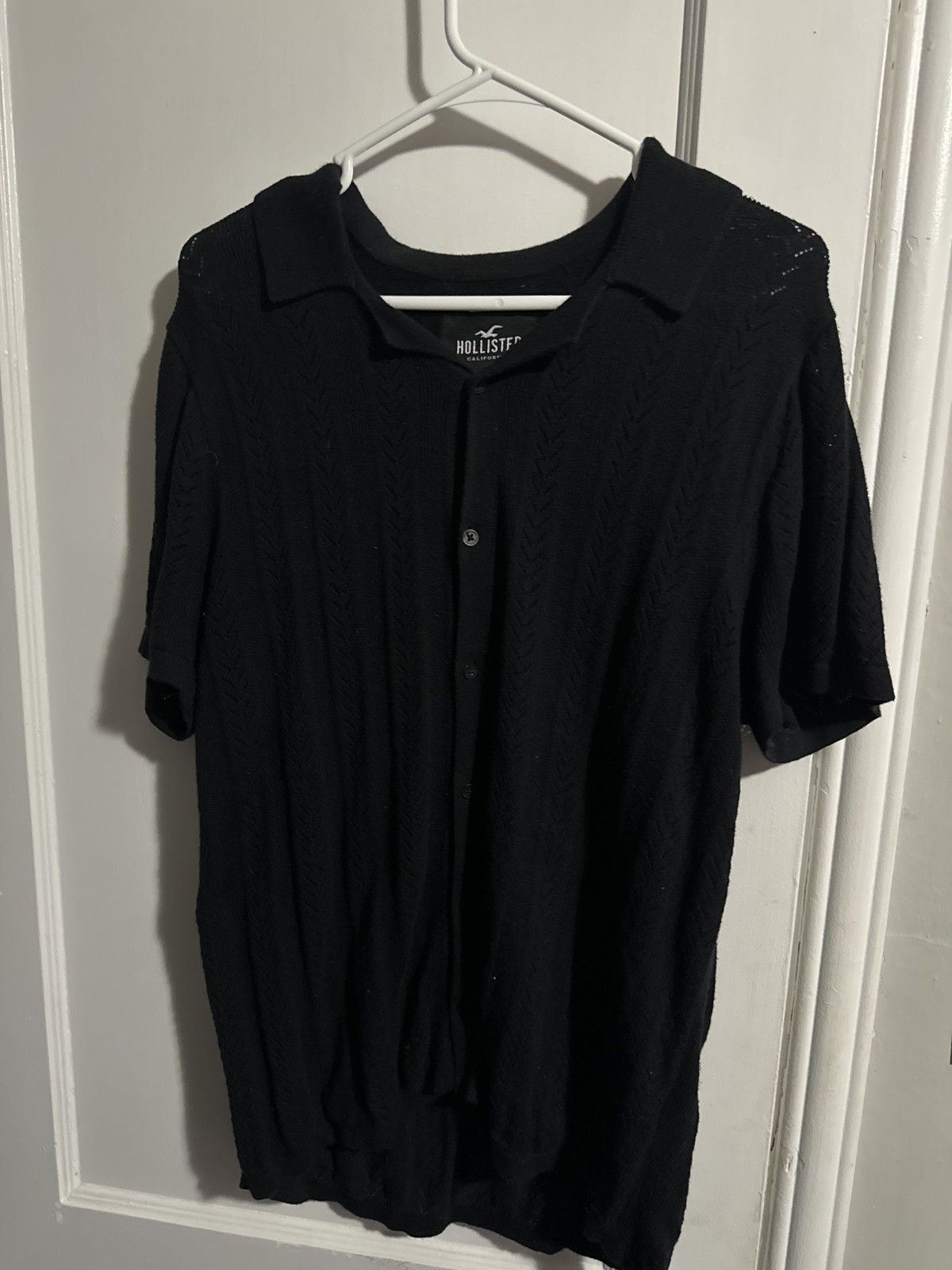 Hollister Black knit short sleeve Hollister button up Size US M / EU 48-50 / 2 - 1 Thumbnail