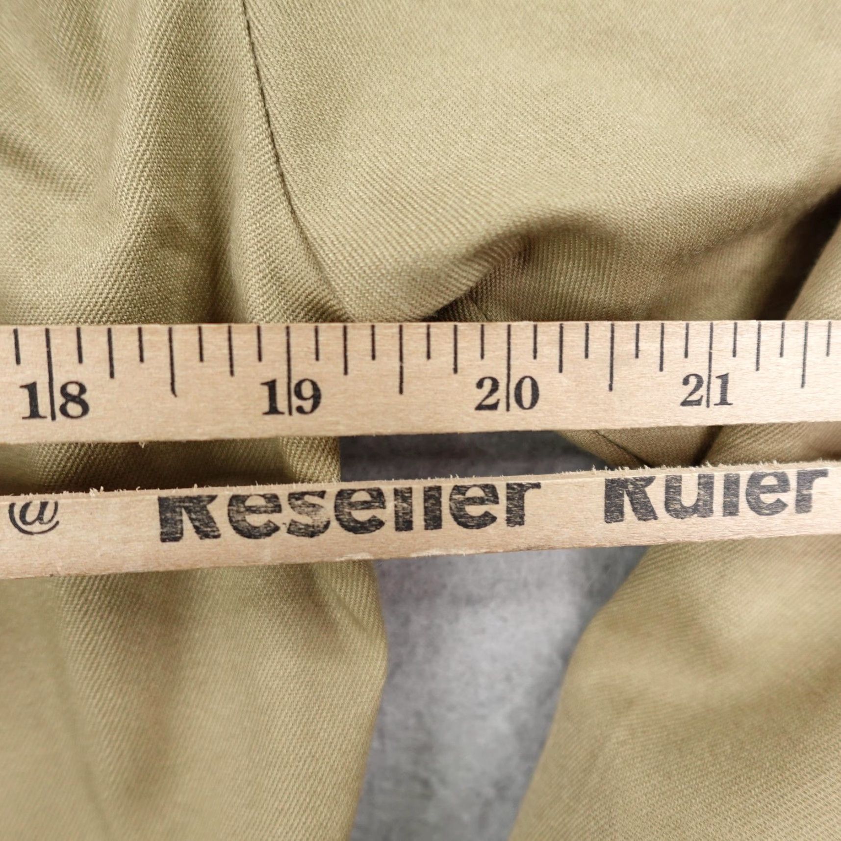 JCPenney VINTAGE Big Mac Shirt Mens M Beige Tan JC Penney Button Up Work No Iron 70s Size US M / EU 48-50 / 2 - 7 Thumbnail