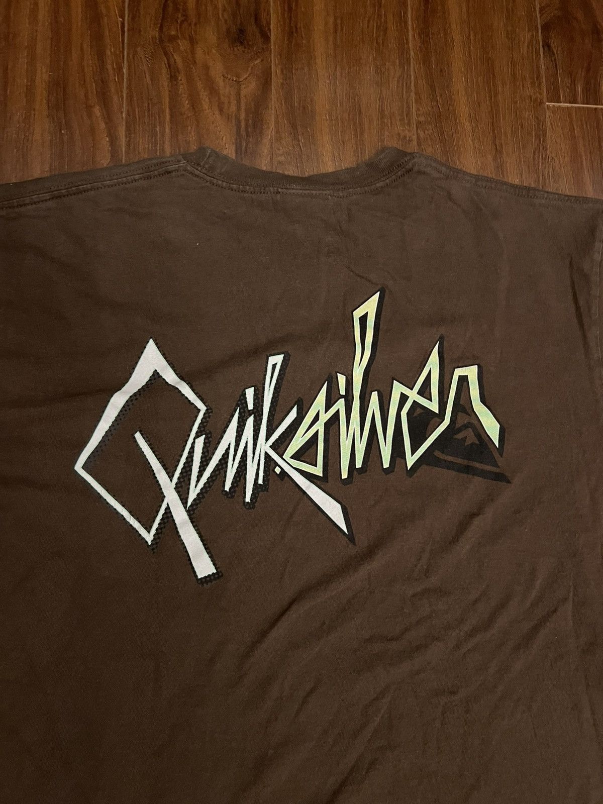 Vintage Vintage Y2K OG Quiksilver Graphic Surf Tee Size US M / EU 48-50 / 2 - 4 Thumbnail
