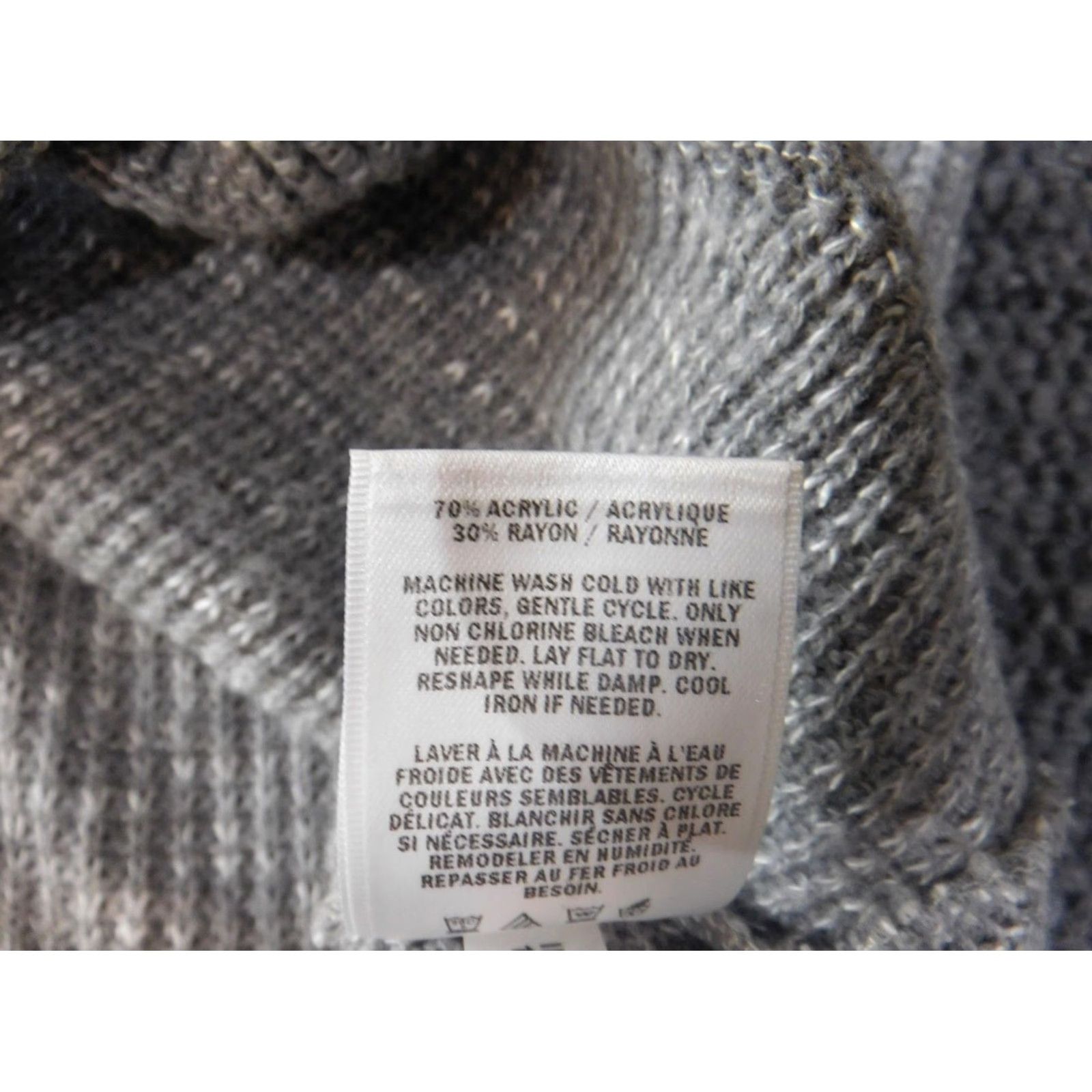 Express Express Sweater Shirt Womens Small Gray Pullover Knit Scoop Neck Casual Regular Stretch Embroidered Wool Nylon Rayon Size S / US 4 / IT 40 - 7 Thumbnail
