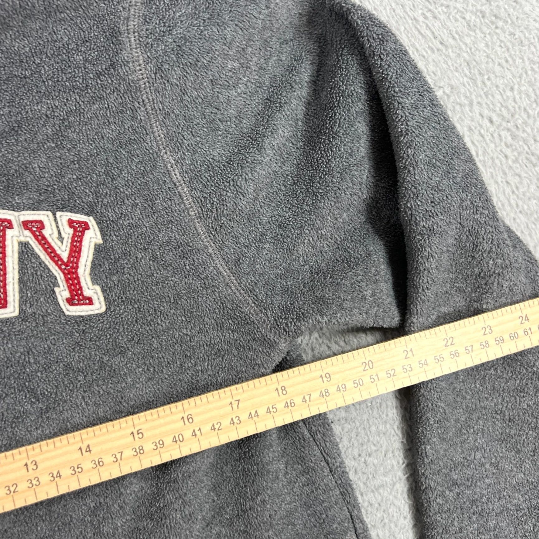 Vintage VINTAGE Vintage Old Navy Men's Fleece Pullover Size M Gray 1/2 Zip Y2K Classic Sweatshirt Winter Outdoor 90s Mens Size US M / EU 48-50 / 2 - 5 Thumbnail