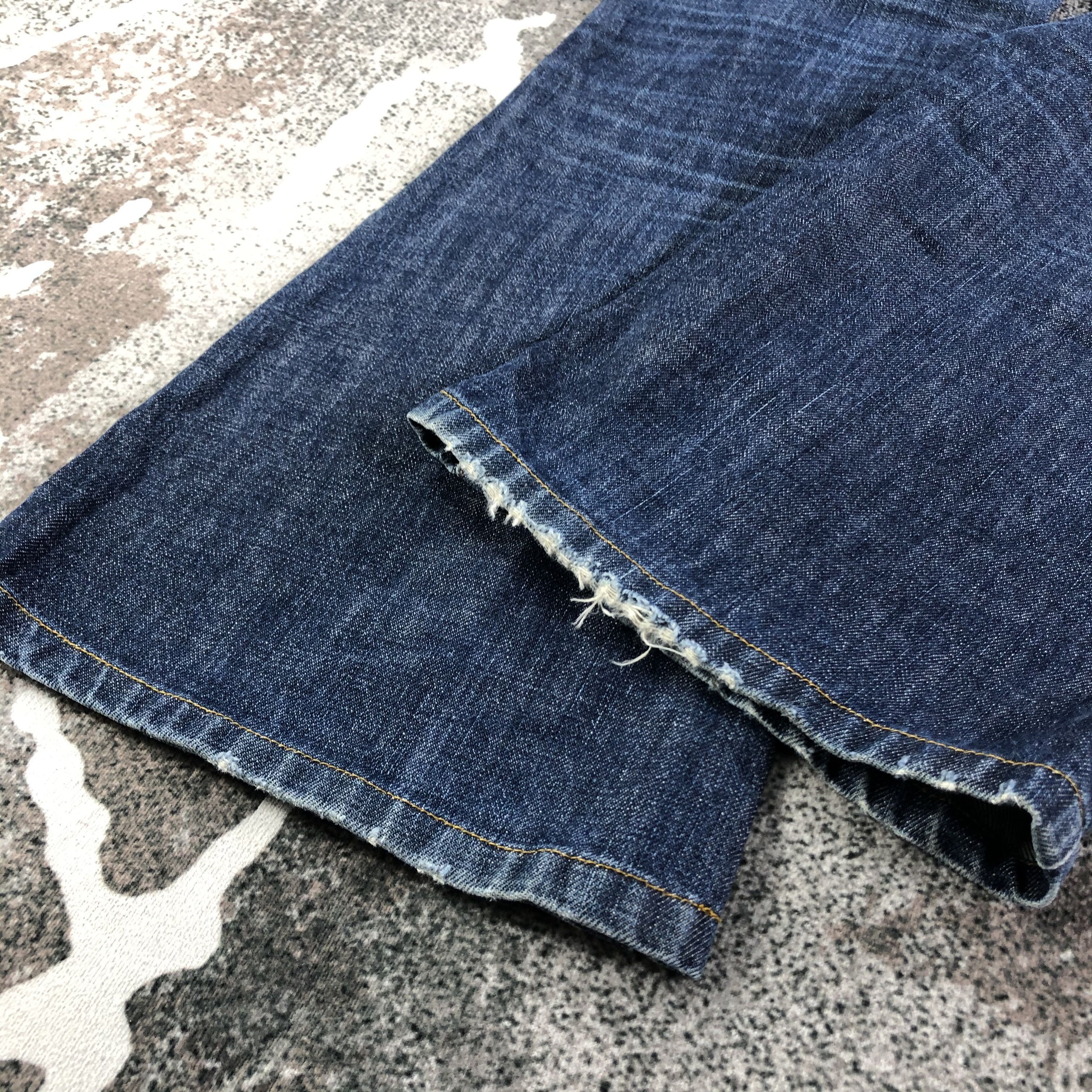Edwin Vintage Edwin Jeans Faded Blue Flare Denim KJ1498 Size US 27 - 6 Thumbnail