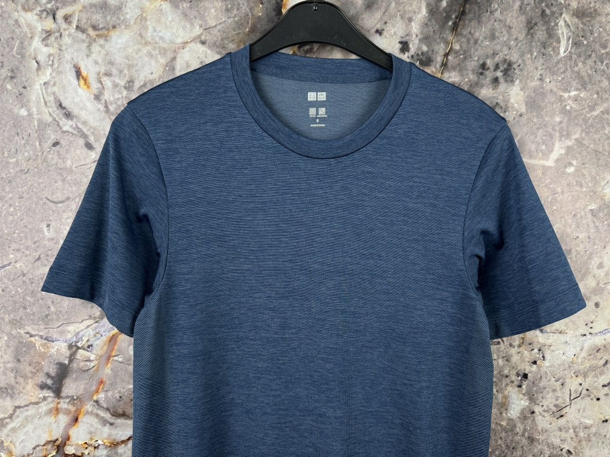 Uniqlo Men’s Uni Qlo T-Shirt Blue Streetwear Size Small Size US S / EU 44-46 / 1 - 3 Thumbnail