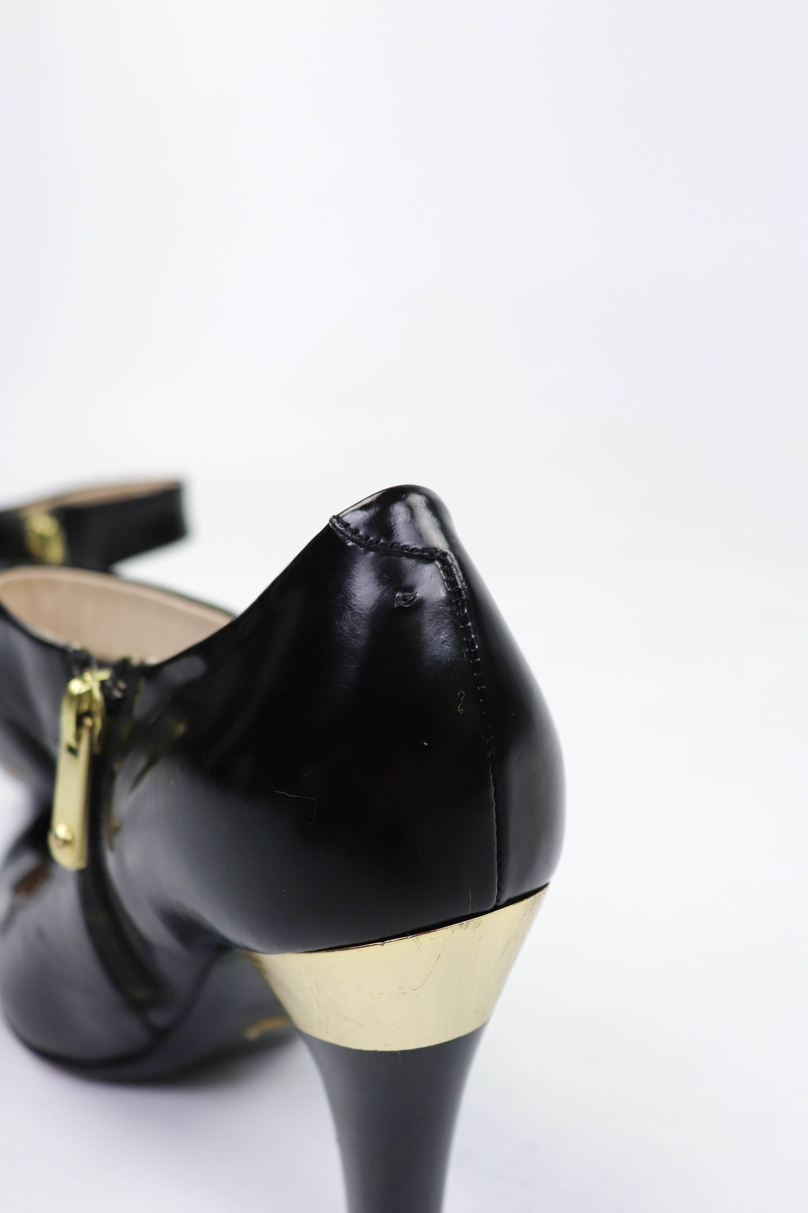 Armani Giorgio Armani Black Leather Mary Jane Pump Shoes Size US 9 / IT 39 - 7 Thumbnail
