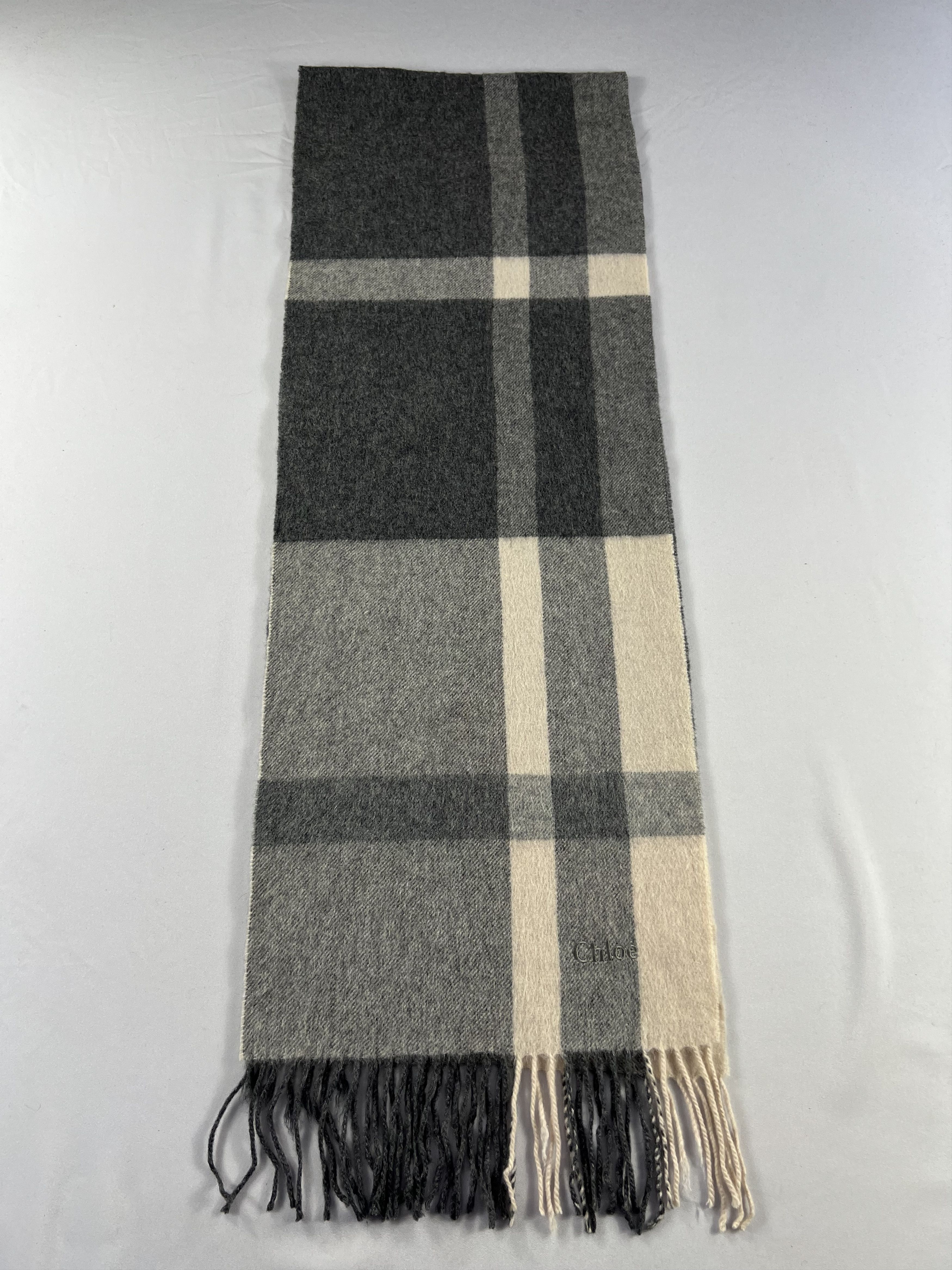 Chloe Chloe Cashmere Scarf / Muffler / Neckwear P1033 Size ONE SIZE - 3 Thumbnail
