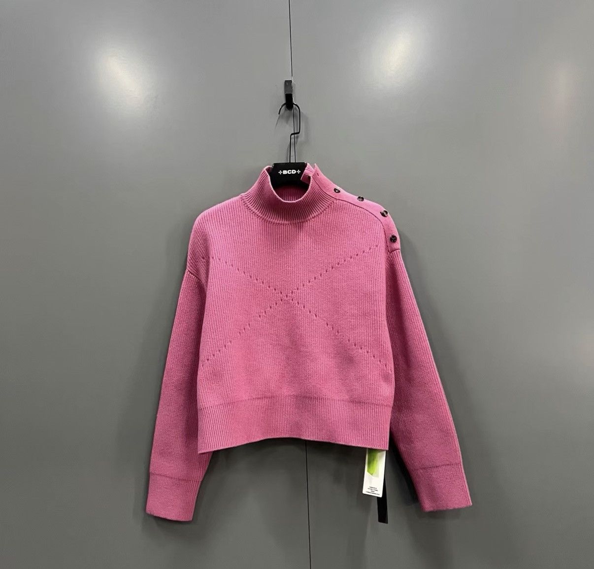 Bottega Veneta Bottega Veneta BV pink turtleneck knit sweater J41 Size M / US 6-8 / IT 42-44 - 2 Thumbnail