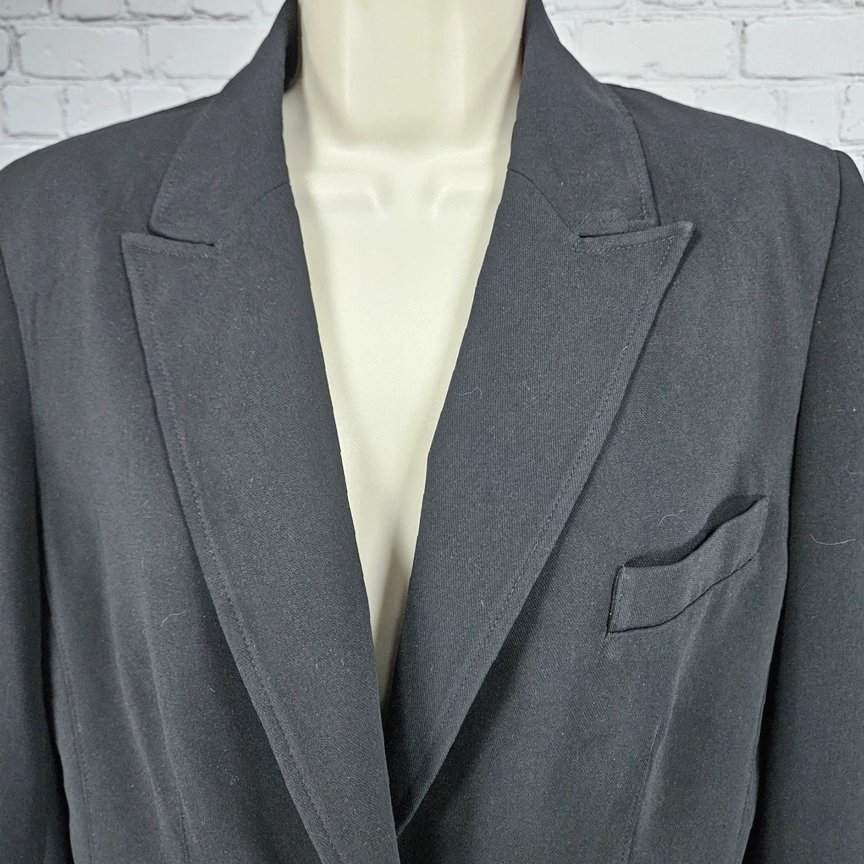 Anne Klein Anne Klein Blazer Jacket Black 1 Button Peak Lapel Single-Breasted Formal Women 10 Regular Long Sleeve Pants Suit Lined Polyester Size L / US 10 / IT 46 - 7 Thumbnail