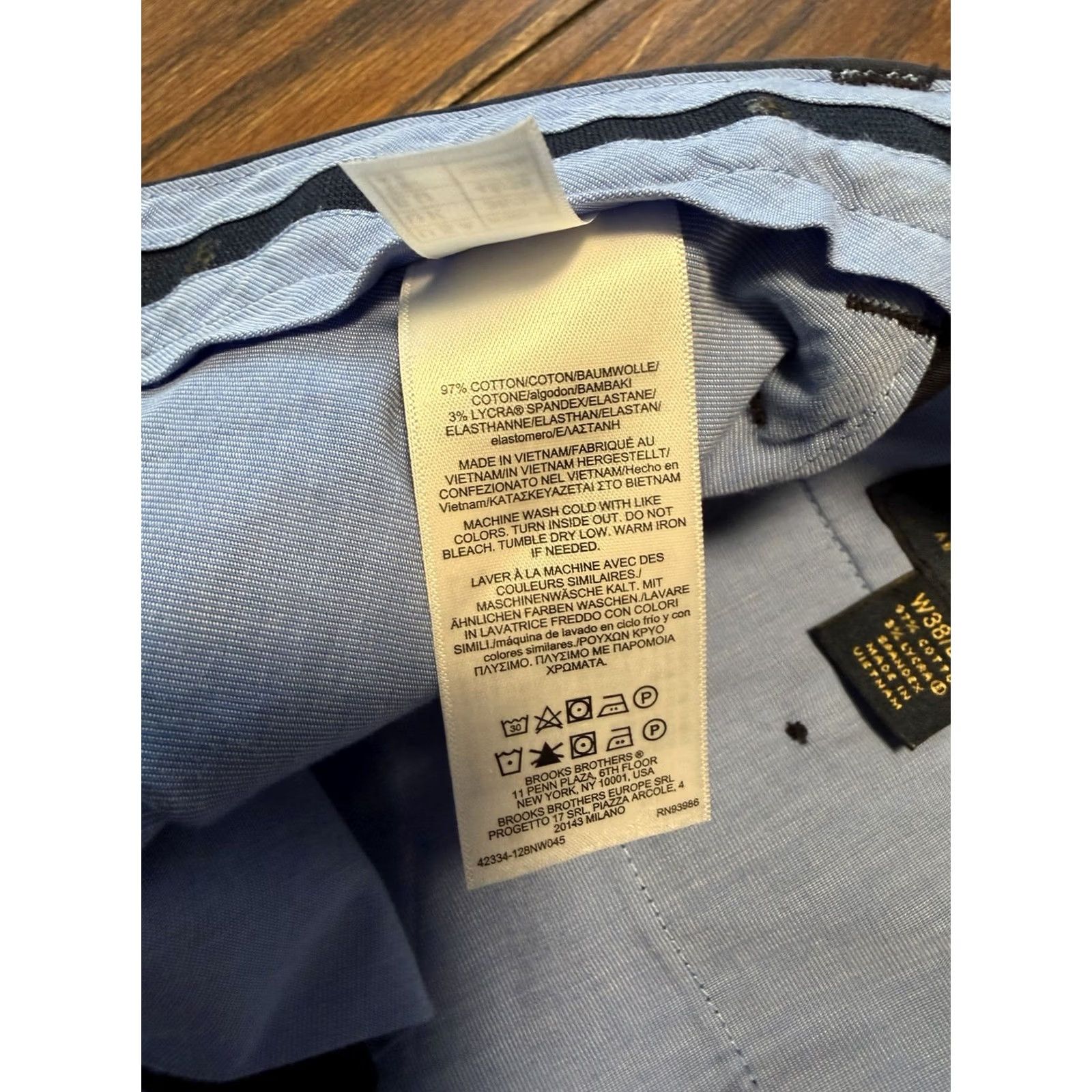 Brooks Brothers Brooks Brothers Pants Men’s 38x30 Blue Lightweight Advantage Chino Trousers Size US 38 / EU 54 - 7 Thumbnail