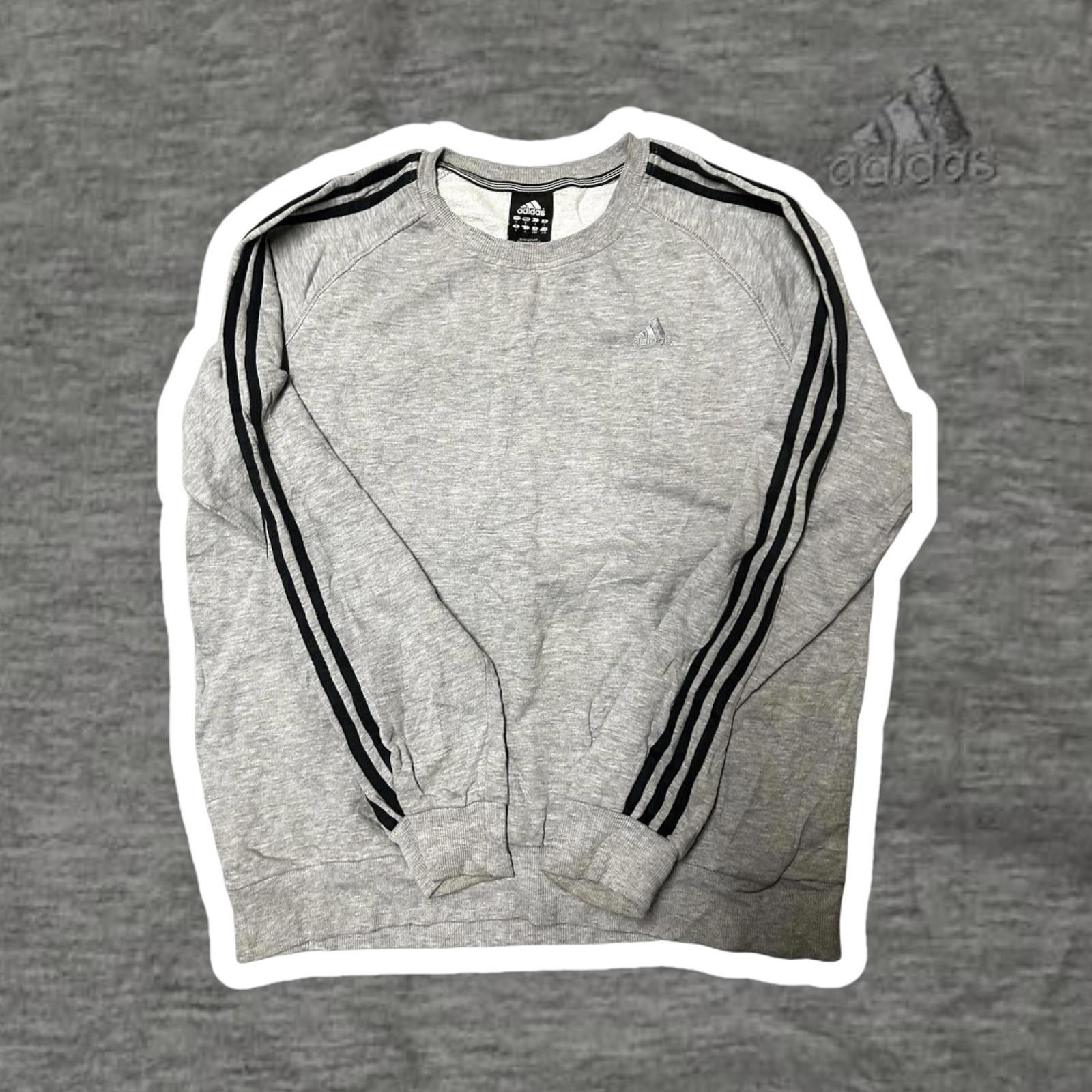 Adidas Adidas Grey Crew Neck Sweatshirt with Classic Stripes Size US L / EU 52-54 / 3 - 1 Thumbnail