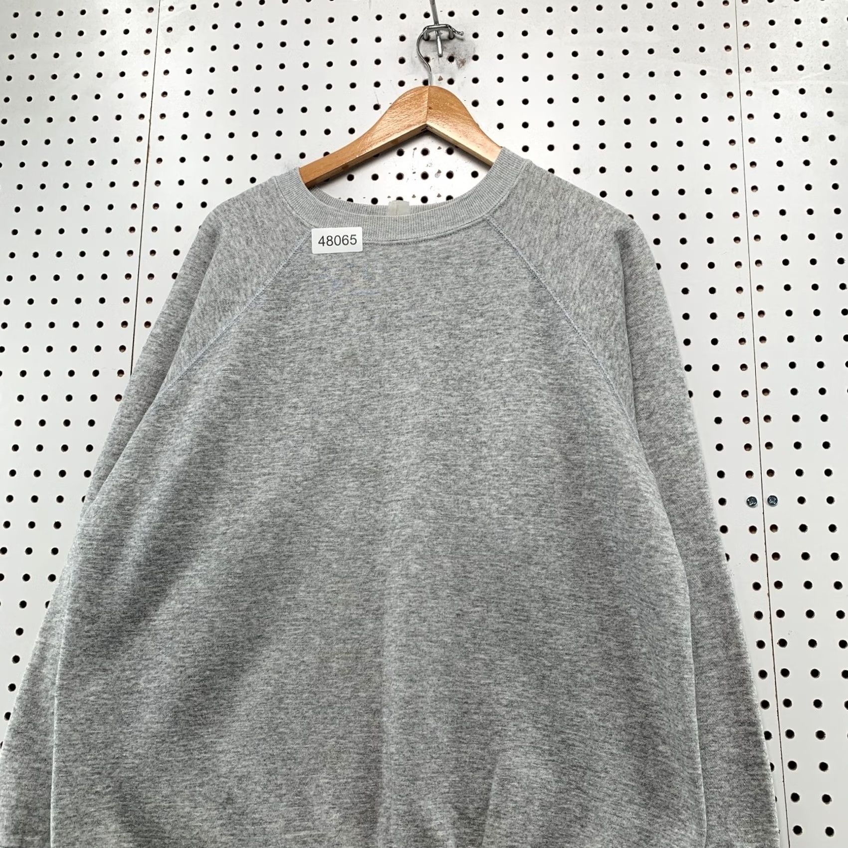 Vintage Vintage 80s Sweatshirt Mens Large Gray Heathered Gray Fleece Crewneck Made USA Size US L / EU 52-54 / 3 - 4 Thumbnail