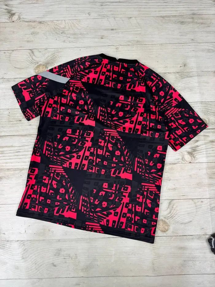 Nike Nike Liverpool 2020 2021 Pre Match Training Shirt Jersey Size US XL / EU 56 / 4 - 10 Thumbnail