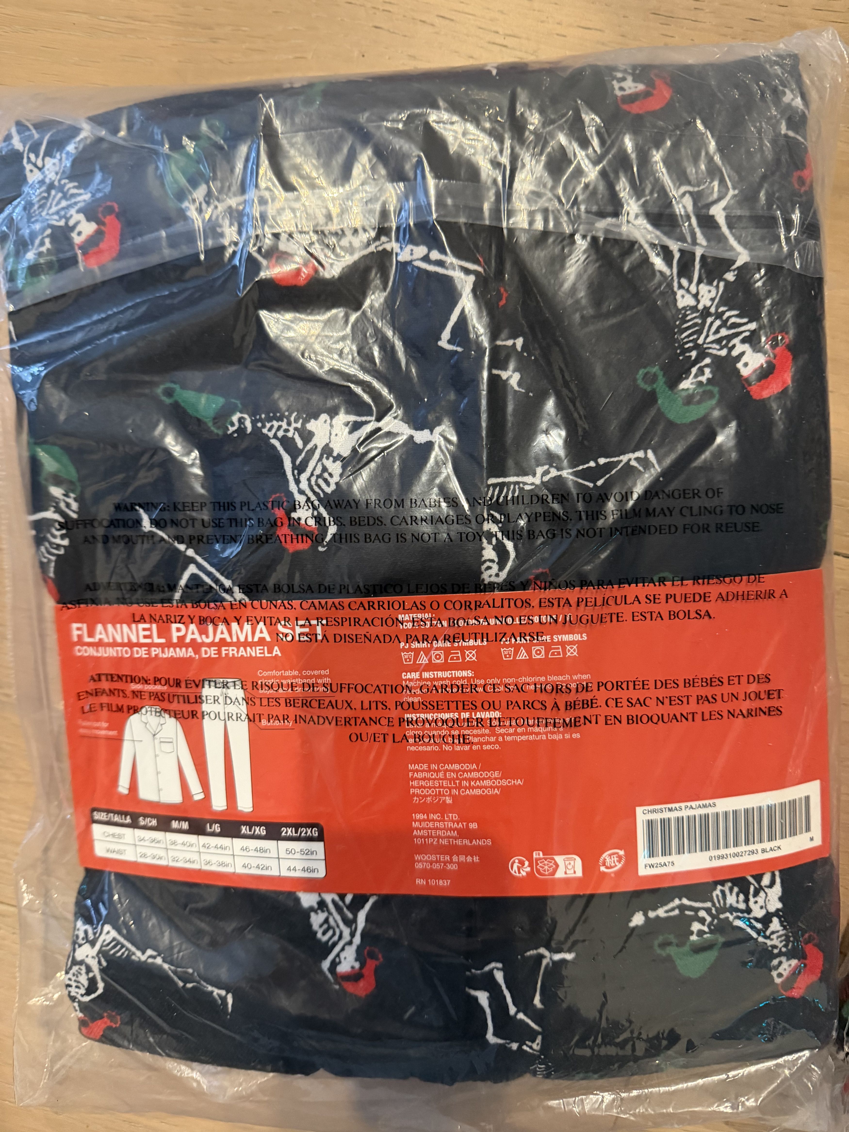 Hanes × Supreme Supreme Black Holiday Pajama Set Size FW25 Size 32 - 5 Thumbnail