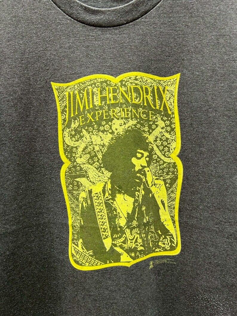 Band Tees Vintage 2005 Jimi Hendrix tshirt size L Size US L / EU 52-54 / 3 - 4 Thumbnail