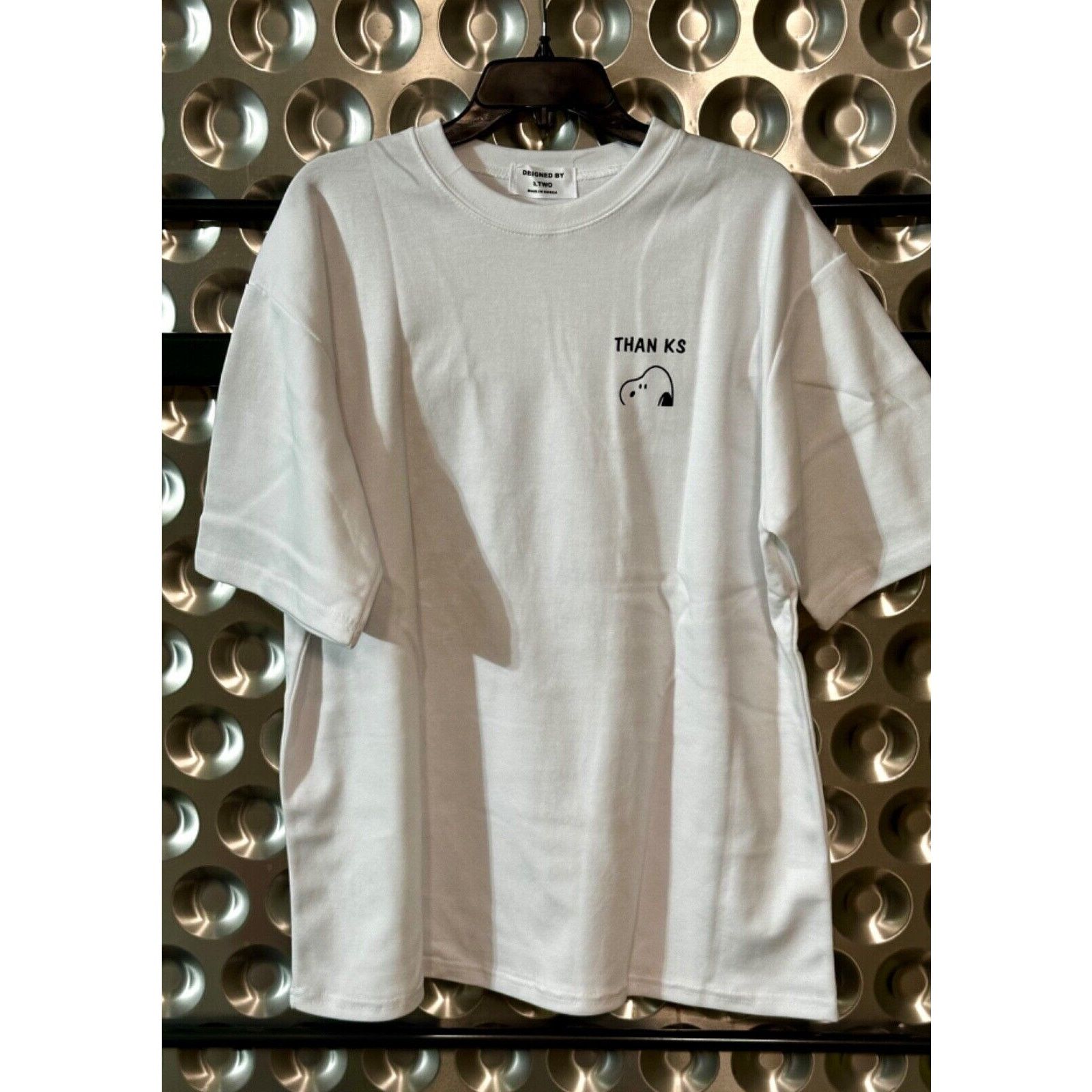 Peanuts Snoopy ‘Moments Like These’ Baggy | Designed in Korea | New Size US M / EU 48-50 / 2 - 2 Thumbnail