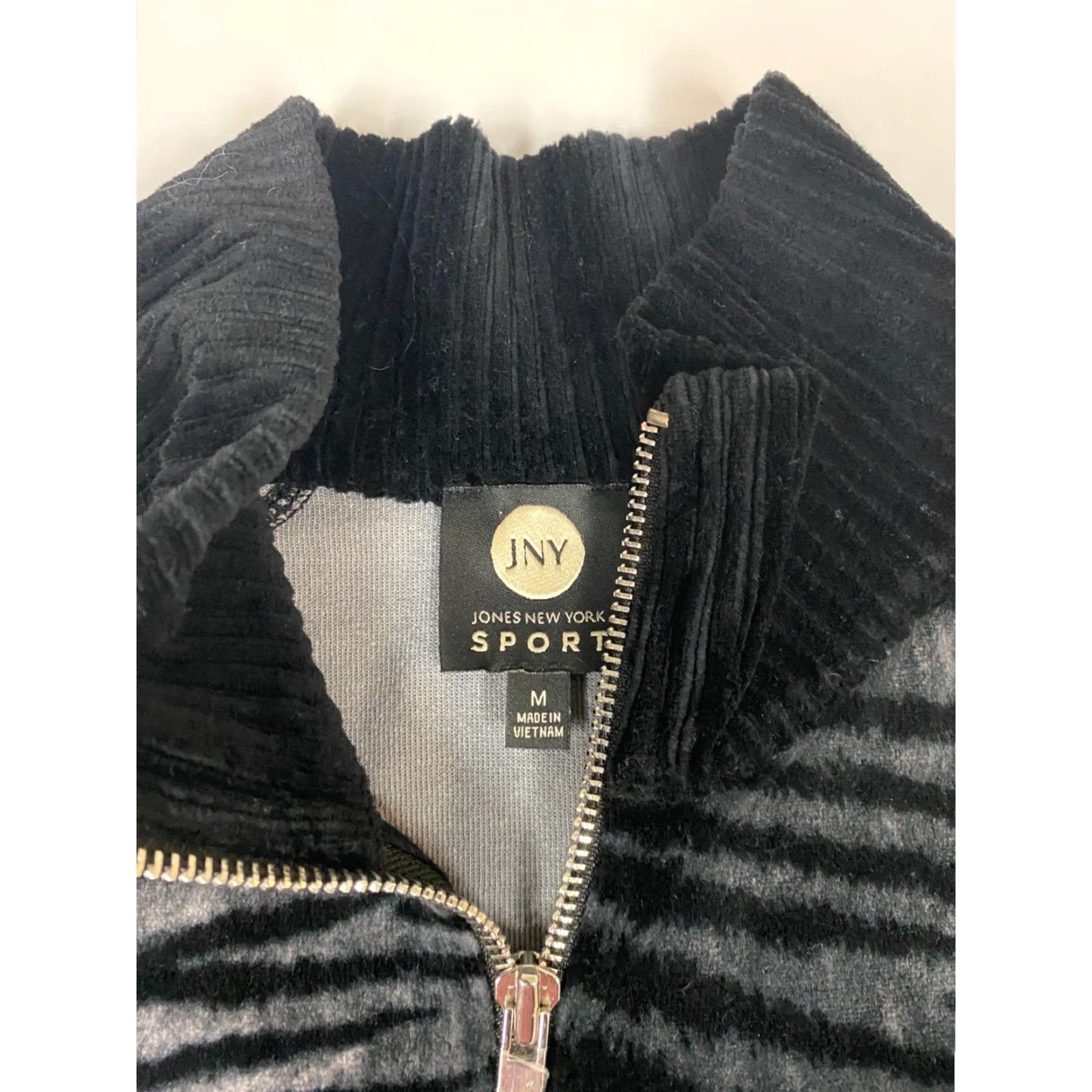 Jones New York Jones New York Womens Vest M Black Full Zip Sport Stretch Quilted Knit Sleeveless Jersey 2000s Womens Size M / US 6-8 / IT 42-44 - 4 Thumbnail