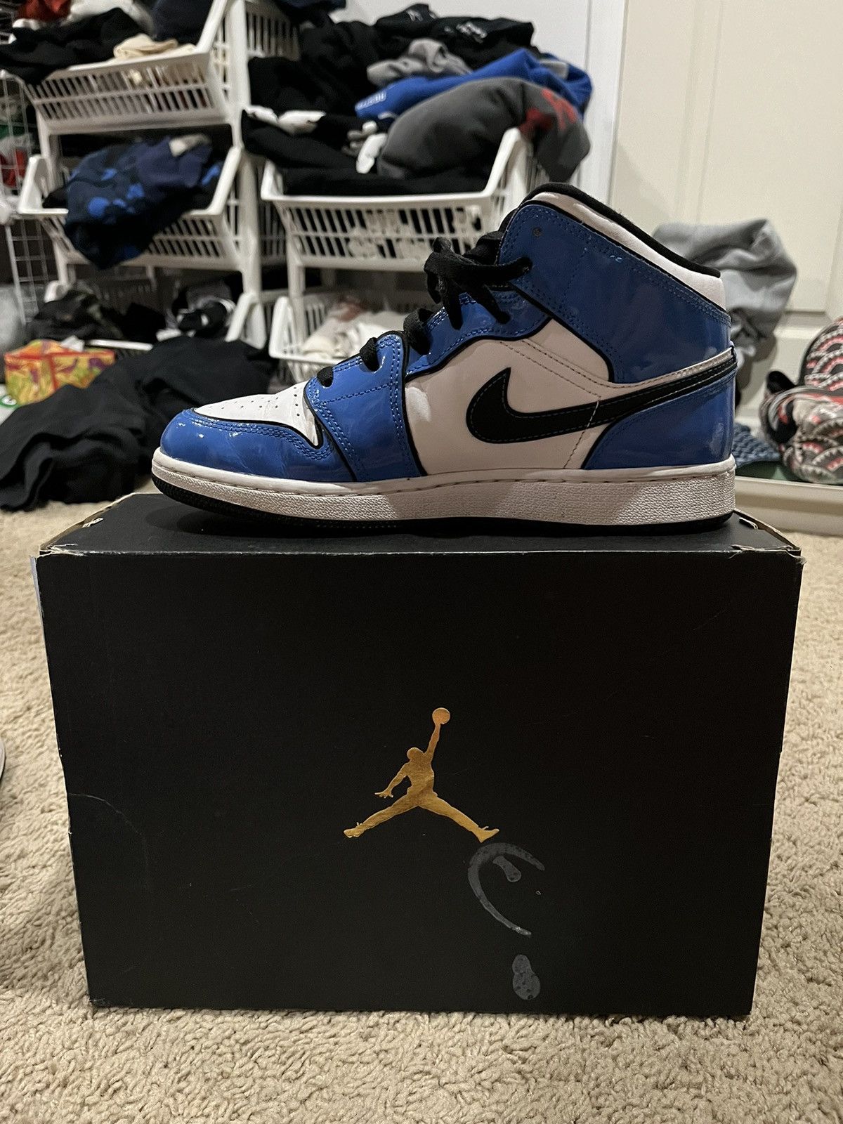 Jordan Brand air jordan 1 mid se blue 7Y Size US 7 / EU 40 - 1 Thumbnail