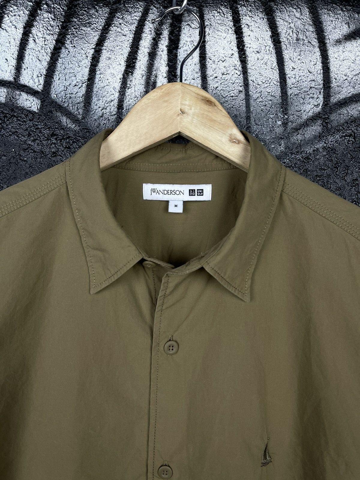 JW Anderson × Uniqlo Uniqlo x J.W. Anderson Shirt Button Up Men’s Size M Size US M / EU 48-50 / 2 - 6 Thumbnail