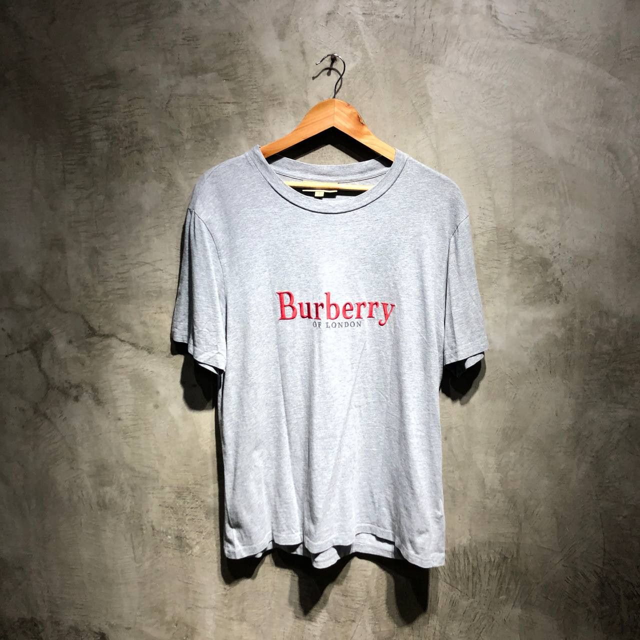 Burberry Burberry spell out logo embroidered tee Size US M / EU 48-50 / 2 - 1 Thumbnail
